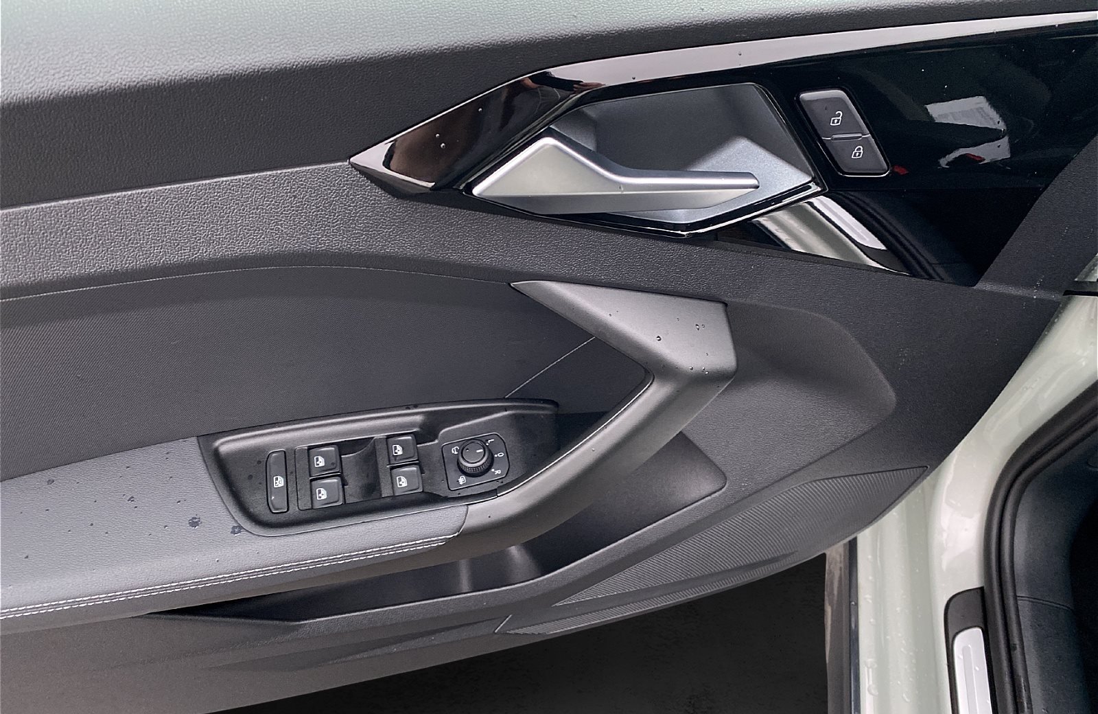 A1 allstreet 30 TFSI S line S tronic LED Navi ACC PDC SHZ