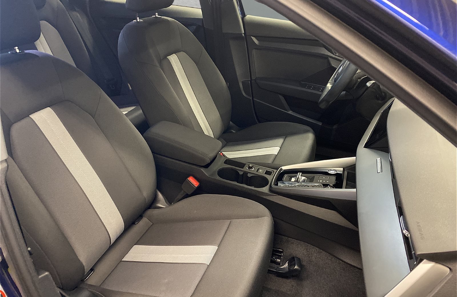 A3 Sportback 35 TDI advanced S-tronic LED Navi RFK PDC