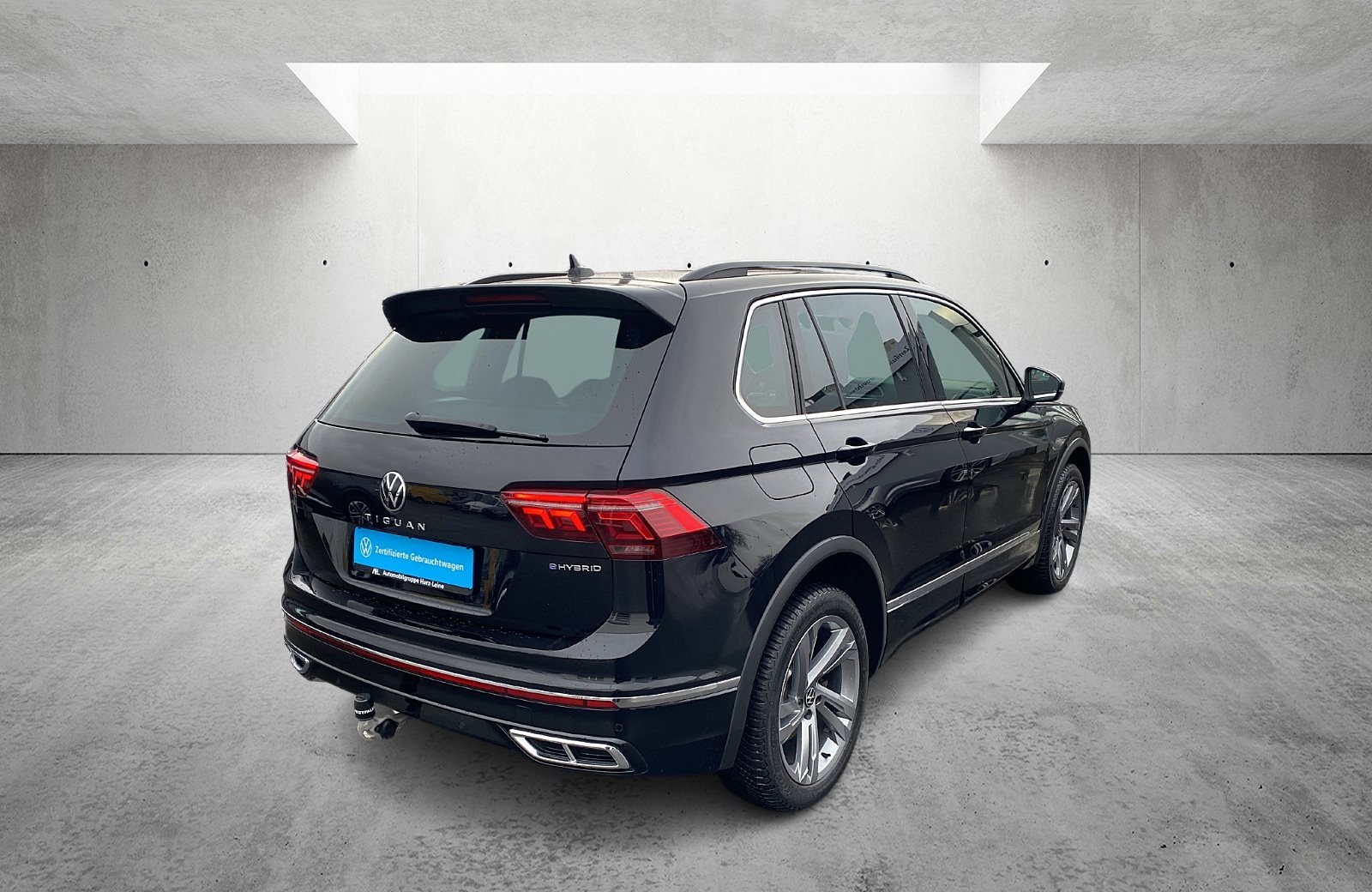 Tiguan 1.4 TSI eHybrid R-Line DSG Matrix Navi ACC Pano AHK HuD