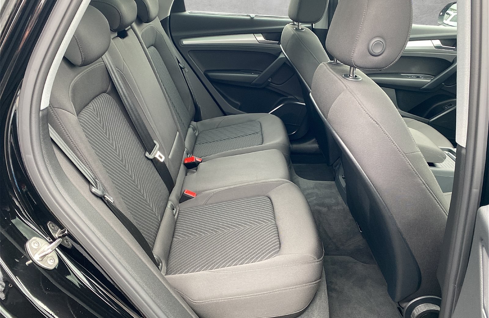 Q5 40 TDI quattro S-tronic LED Navi Pano SHZ AUT