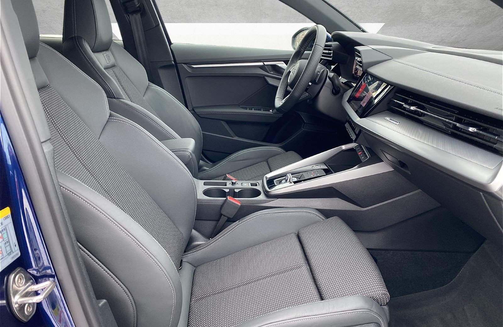 A3 Sportback 35 TFSI S line S-tronic LED Navi RFK PDC SHZ