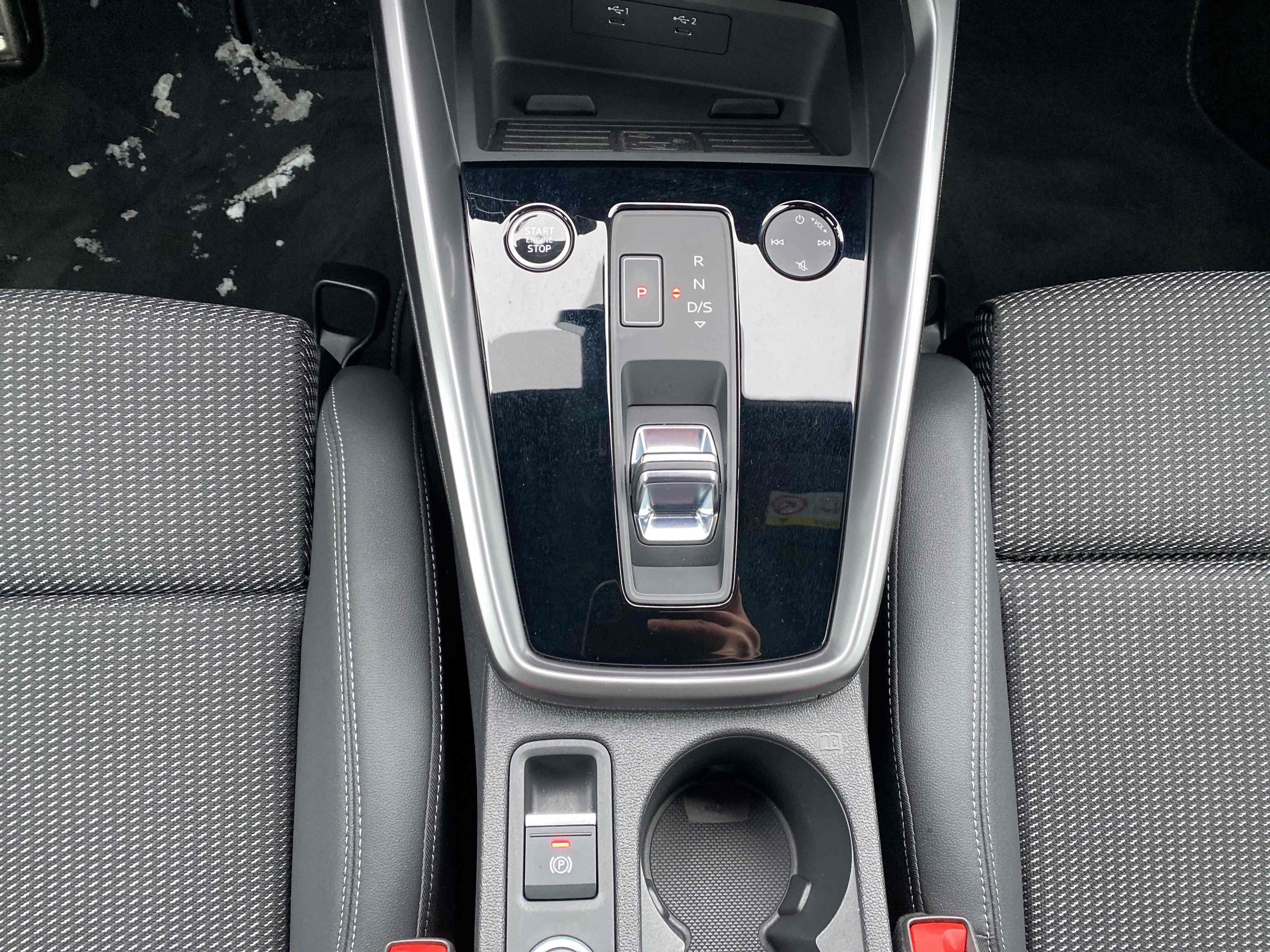 A3 Sportback 35 TFSI S line S-tronic LED Navi RFK PDC SHZ