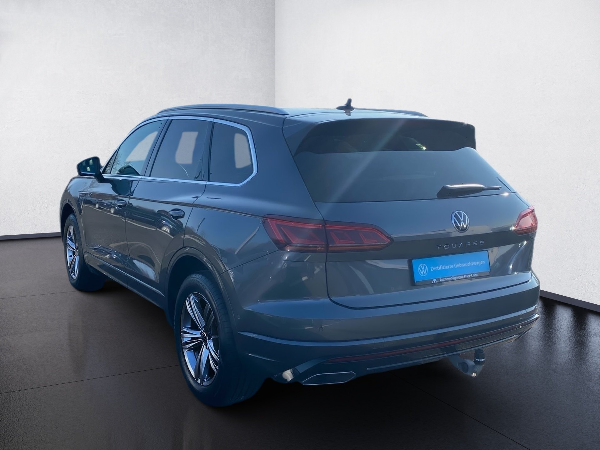 Touareg 3.0 TDI R-Line 4M DSG Matrix Navi ACC AHK Pano HuD Luft