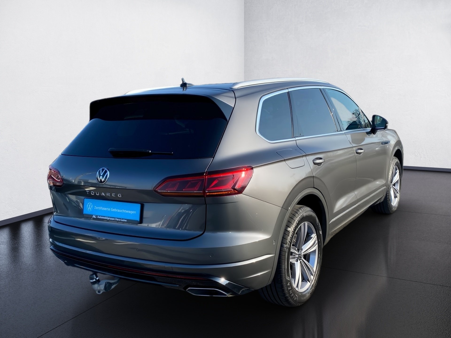 Touareg 3.0 TDI R-Line 4M DSG Matrix Navi ACC AHK Pano HuD Luft