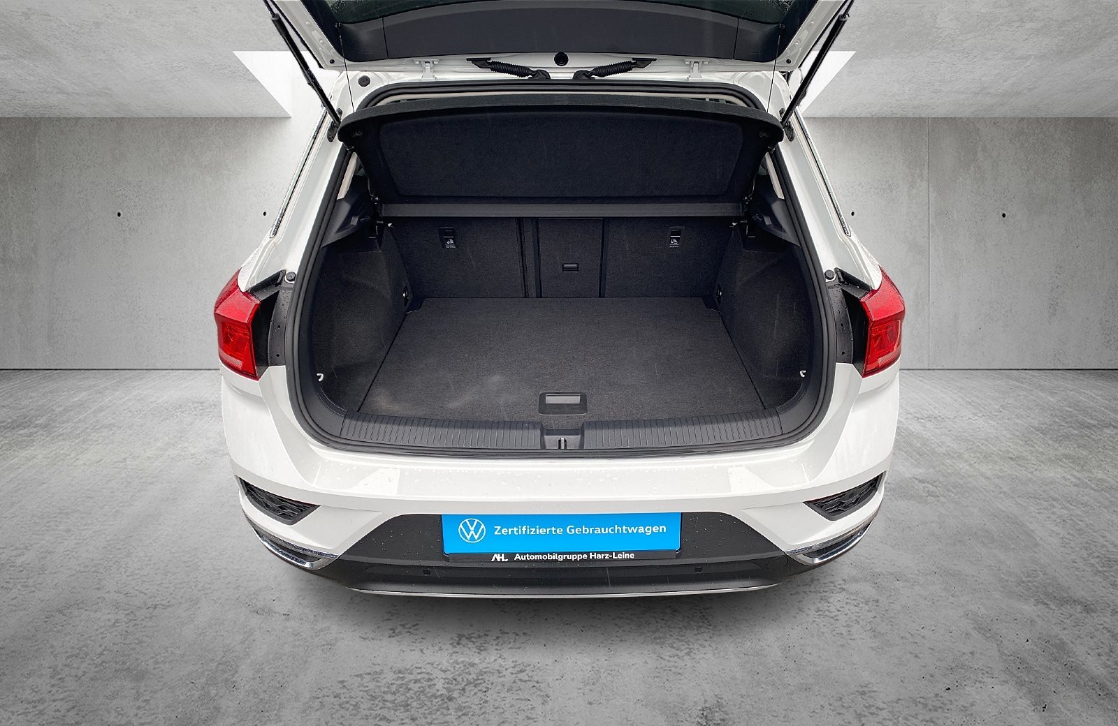 T-Roc 1.0 TSI Active Navi PDC SHZ DAB+ Bluetooth