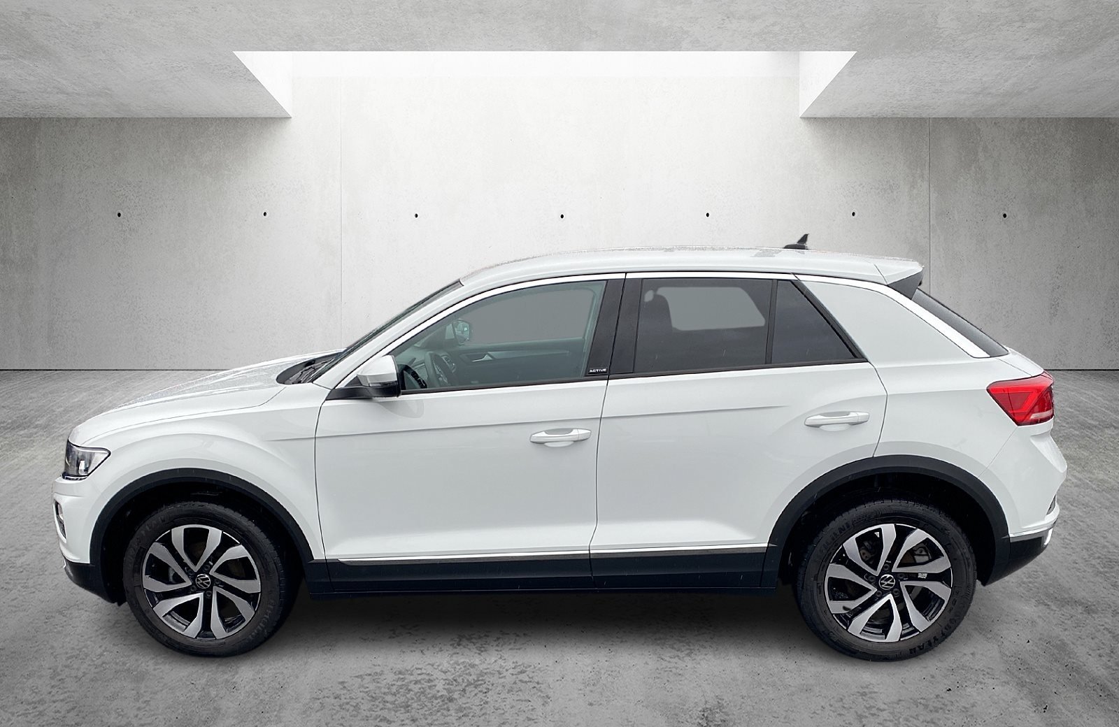 T-Roc 1.0 TSI Active Navi PDC SHZ DAB+ Bluetooth