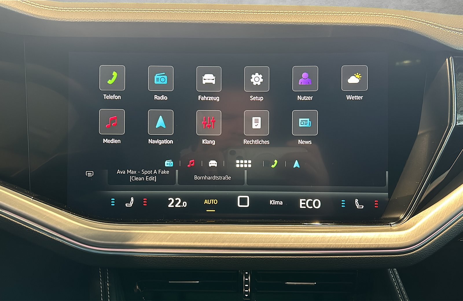 Touareg R-Line 3.0 V6 TDI 4MOTION 3xKlima 4xSHZ