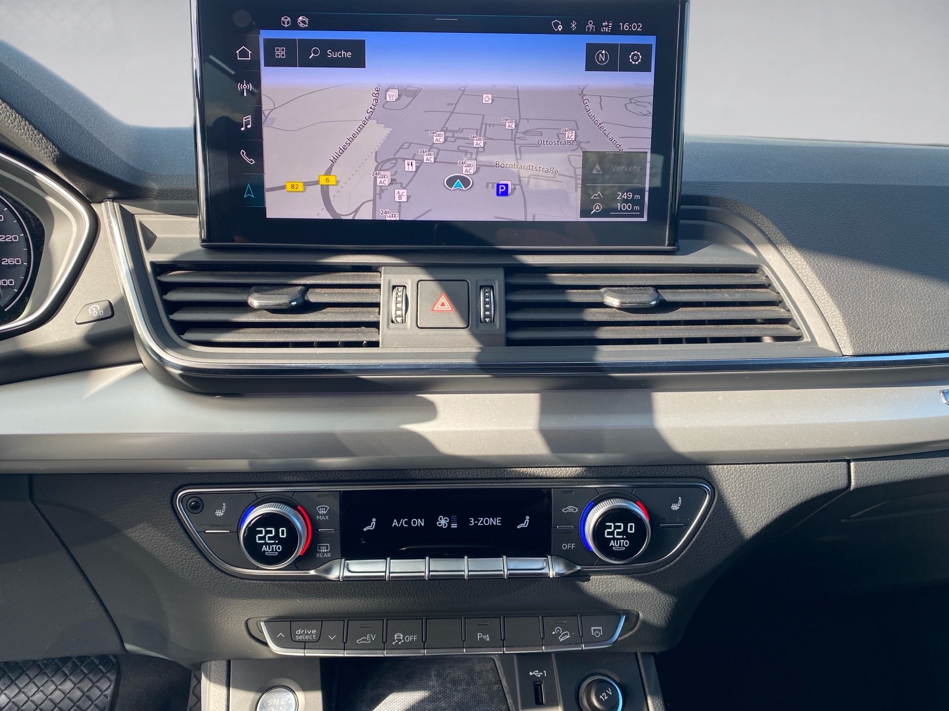 Q5 50 TFSI e quattro S-tronic Matrix Navi ACC AHK Standklima