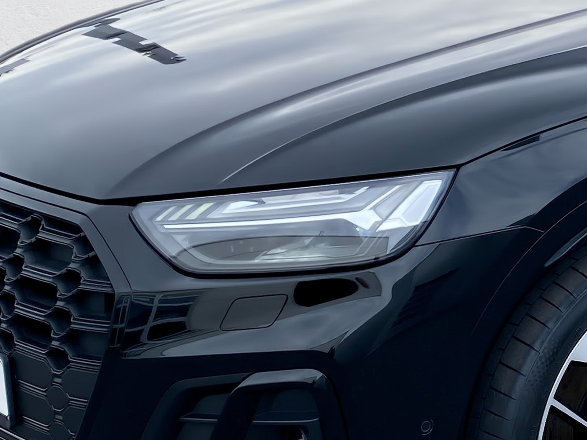 Q5 40 TDI S line quattro S-tronic Matrix Navi Luft AHK Leder