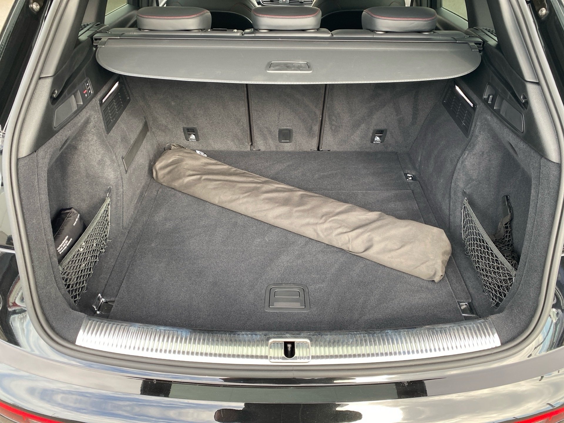 Q5 40 TDI S line quattro S-tronic Matrix Navi Luft AHK Leder