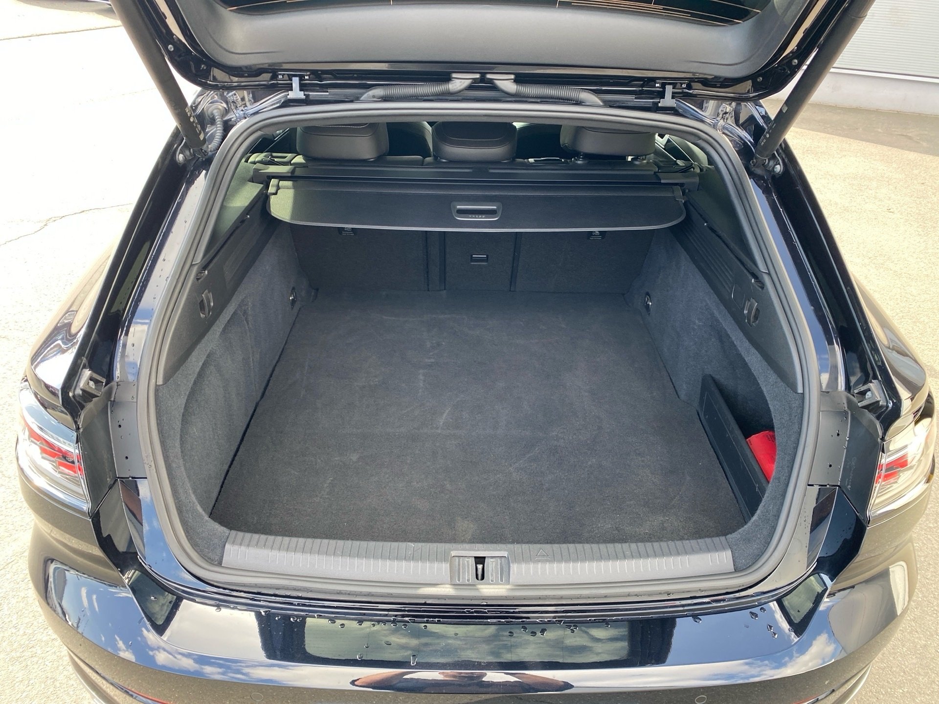 Arteon Shooting Brake 1.4 TSI eHybrid R-line DSG Matrix Navi ACC Pano