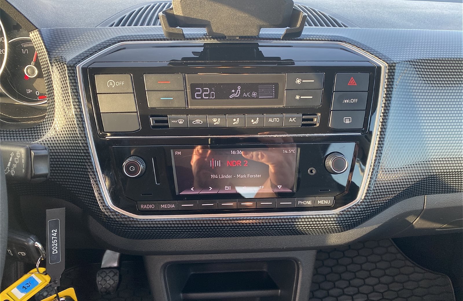 up! 1.0 TSI move Climatronic GRA PDC hinten RFK