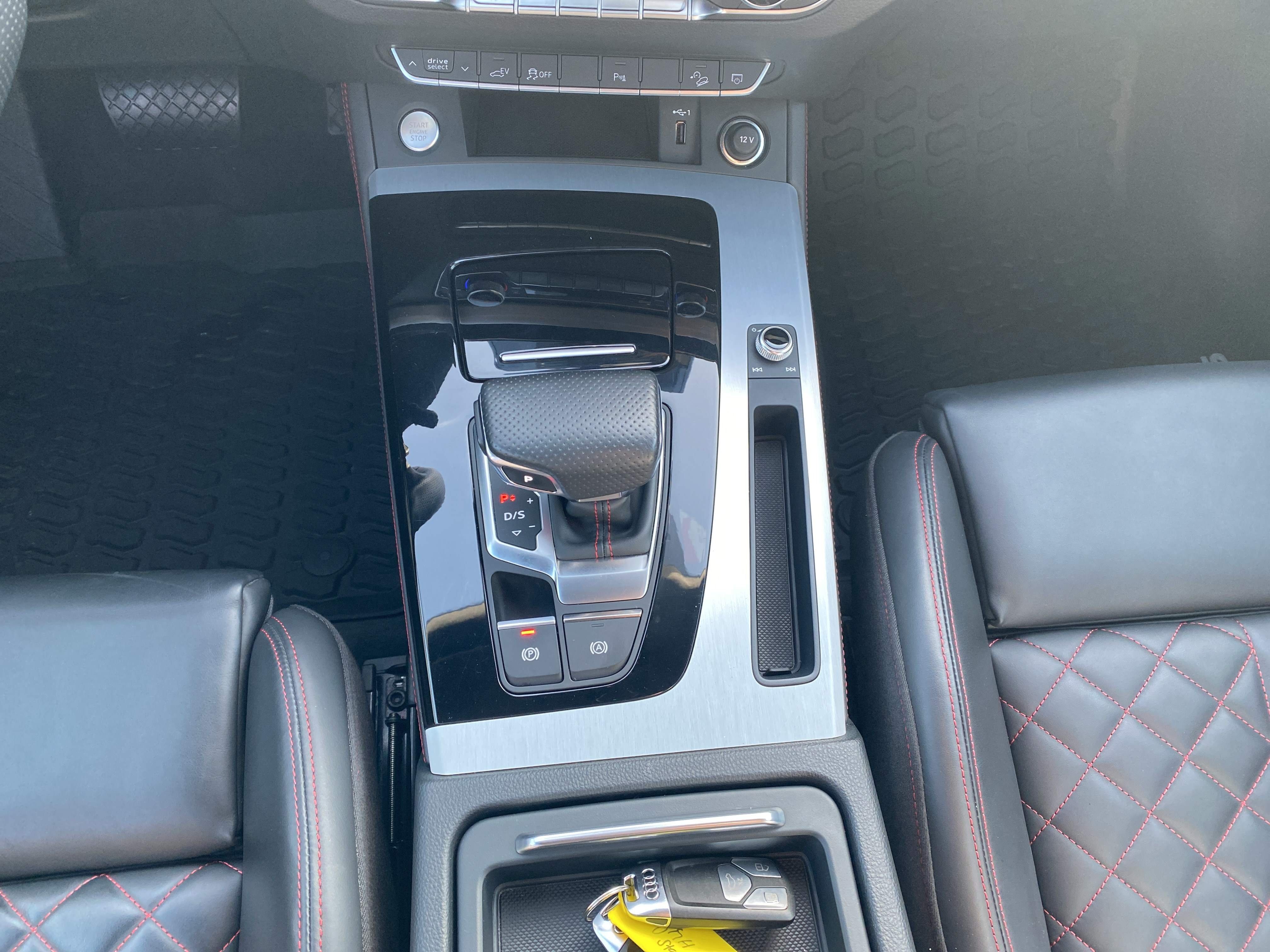 Q5 55 TFSIe S line quattro S-tronic Matrix Navi AHK Leder