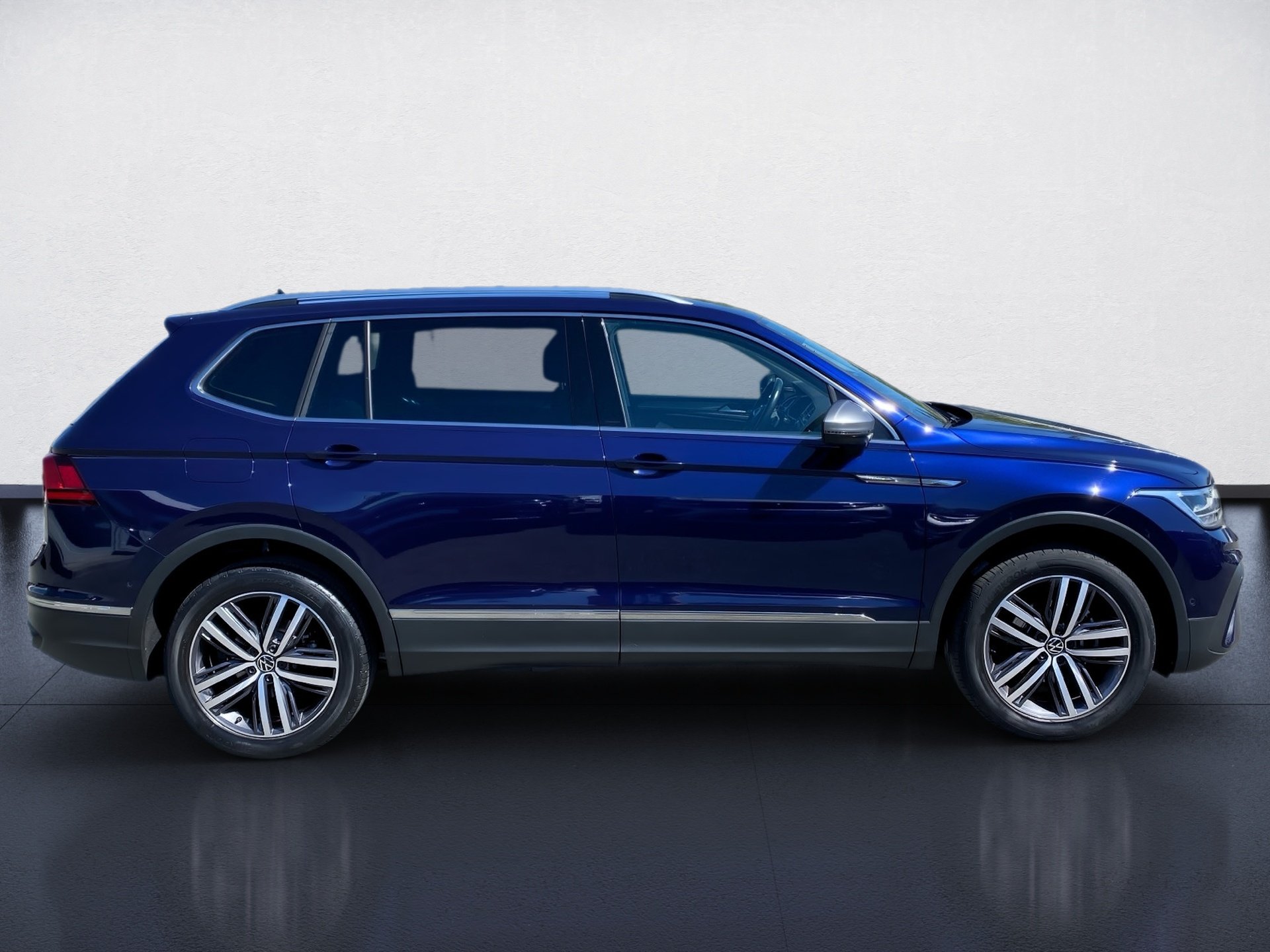 Tiguan Allspace 1.5 TSI Life DSG 7 Sitzer LED Navi ACC AHK