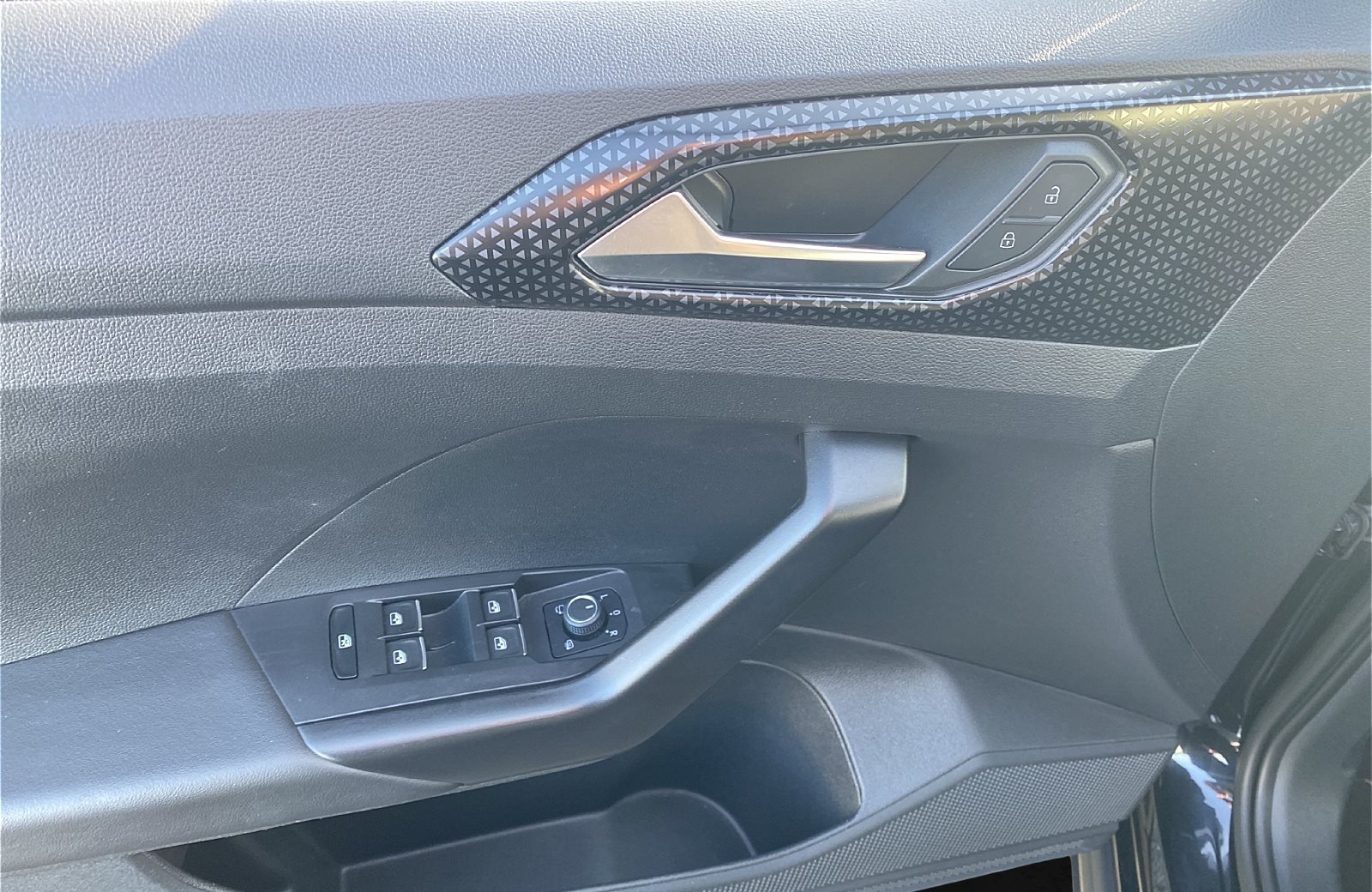 T-Cross 1.0 TSI Style DSG LED Navi RFK PDC SHZ