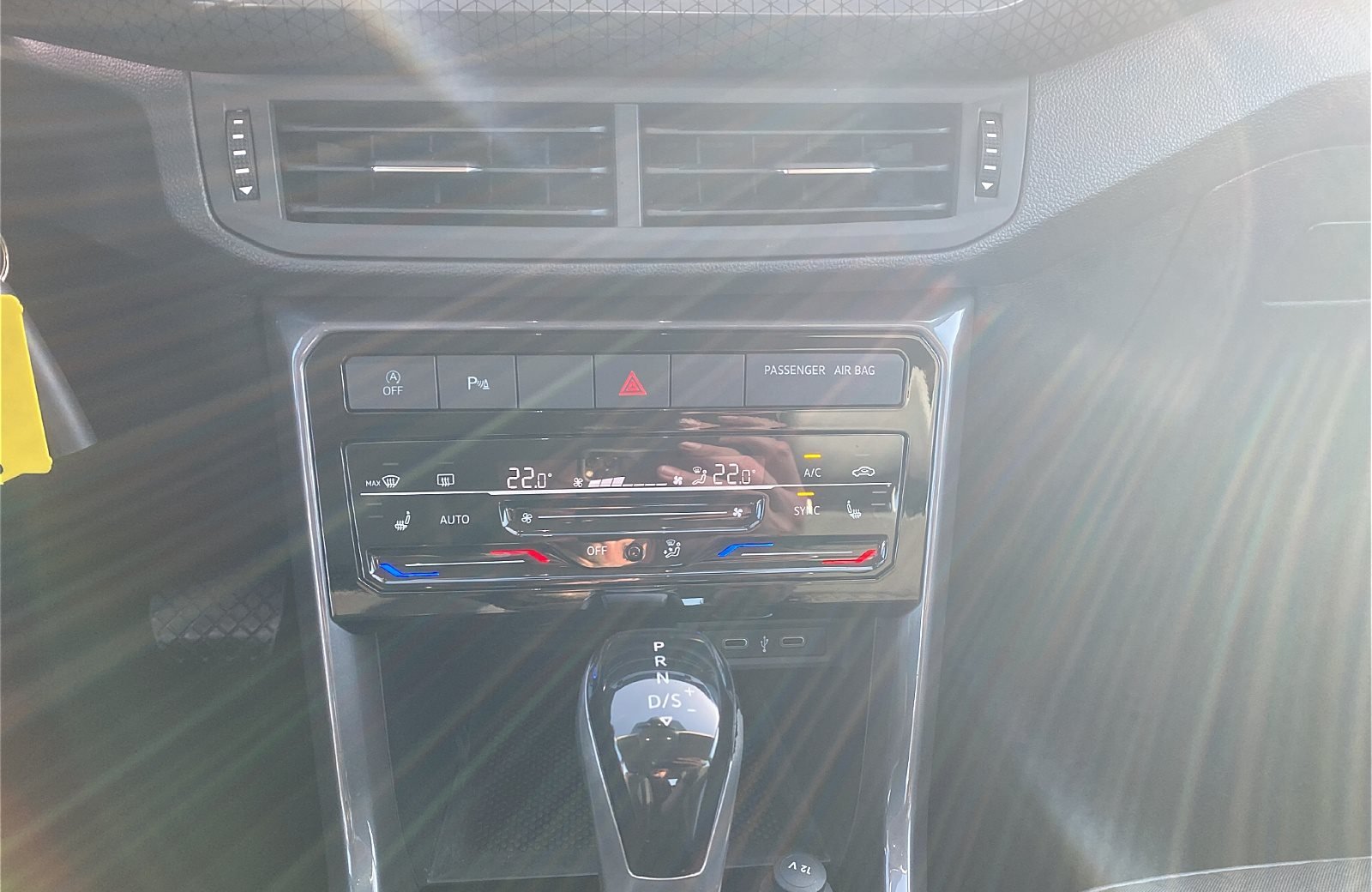 T-Cross 1.0 TSI Style DSG LED Navi RFK PDC SHZ