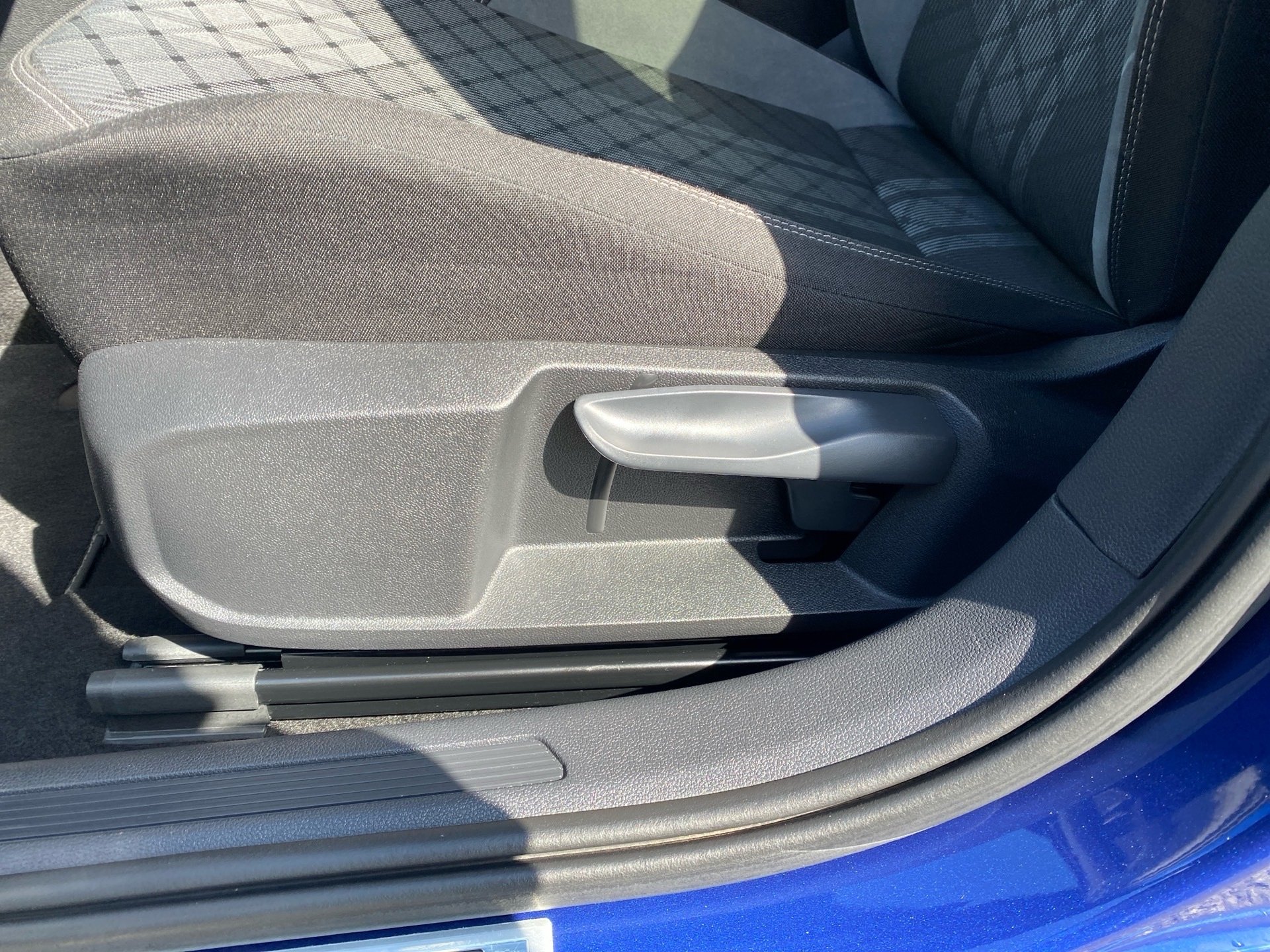 Polo 1.0 TSI R-Line DSG Matrix Navi Pano RFK ACC