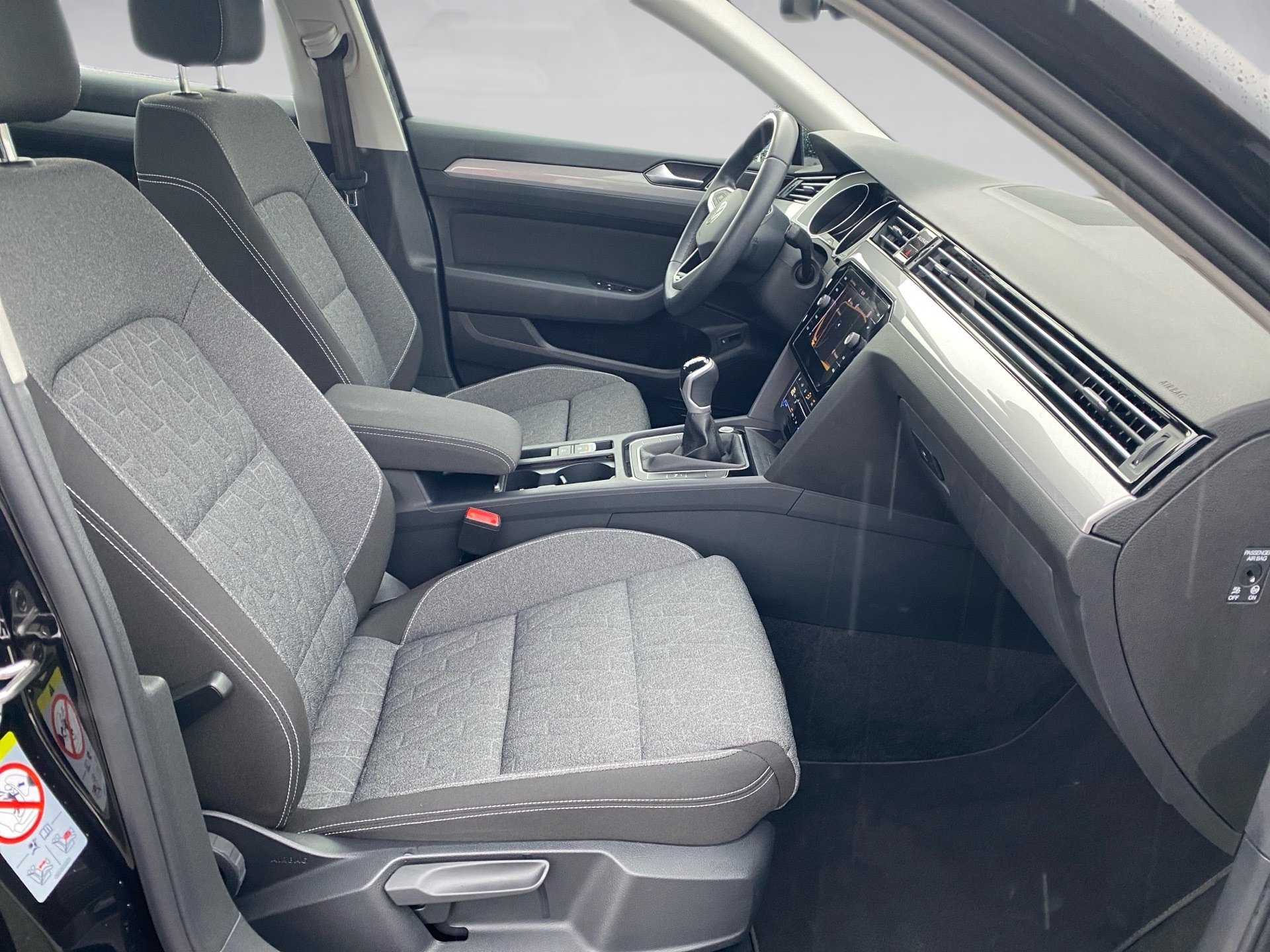 Passat Variant 1.5 TSI Business LED Navi ACC RFK