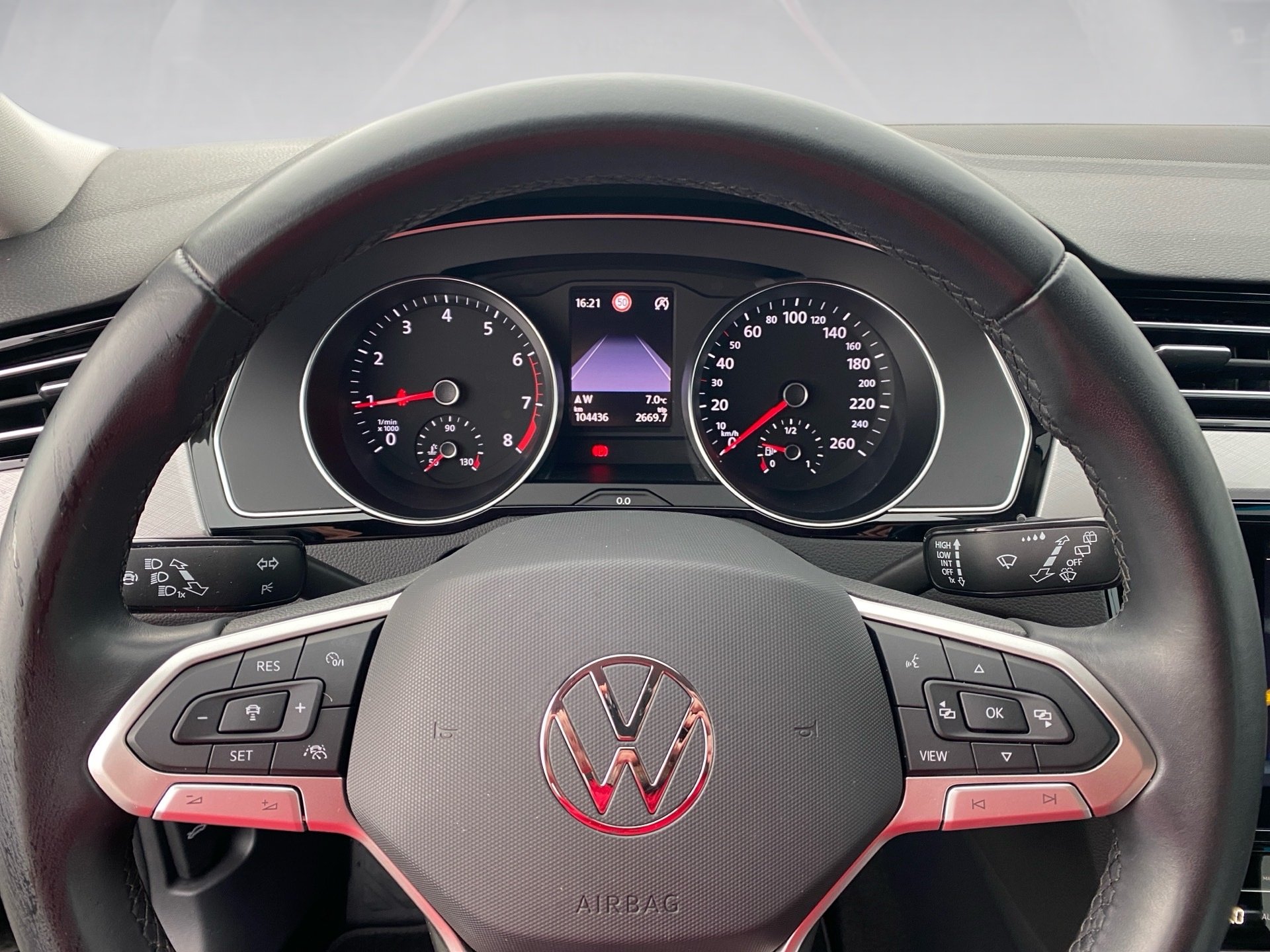 Passat Variant 1.5 TSI Business LED Navi ACC RFK