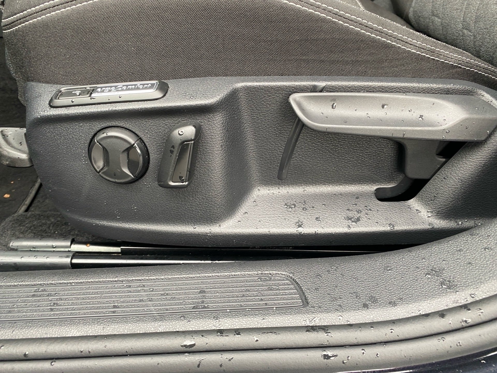 Passat Variant 1.5 TSI Business LED Navi ACC RFK