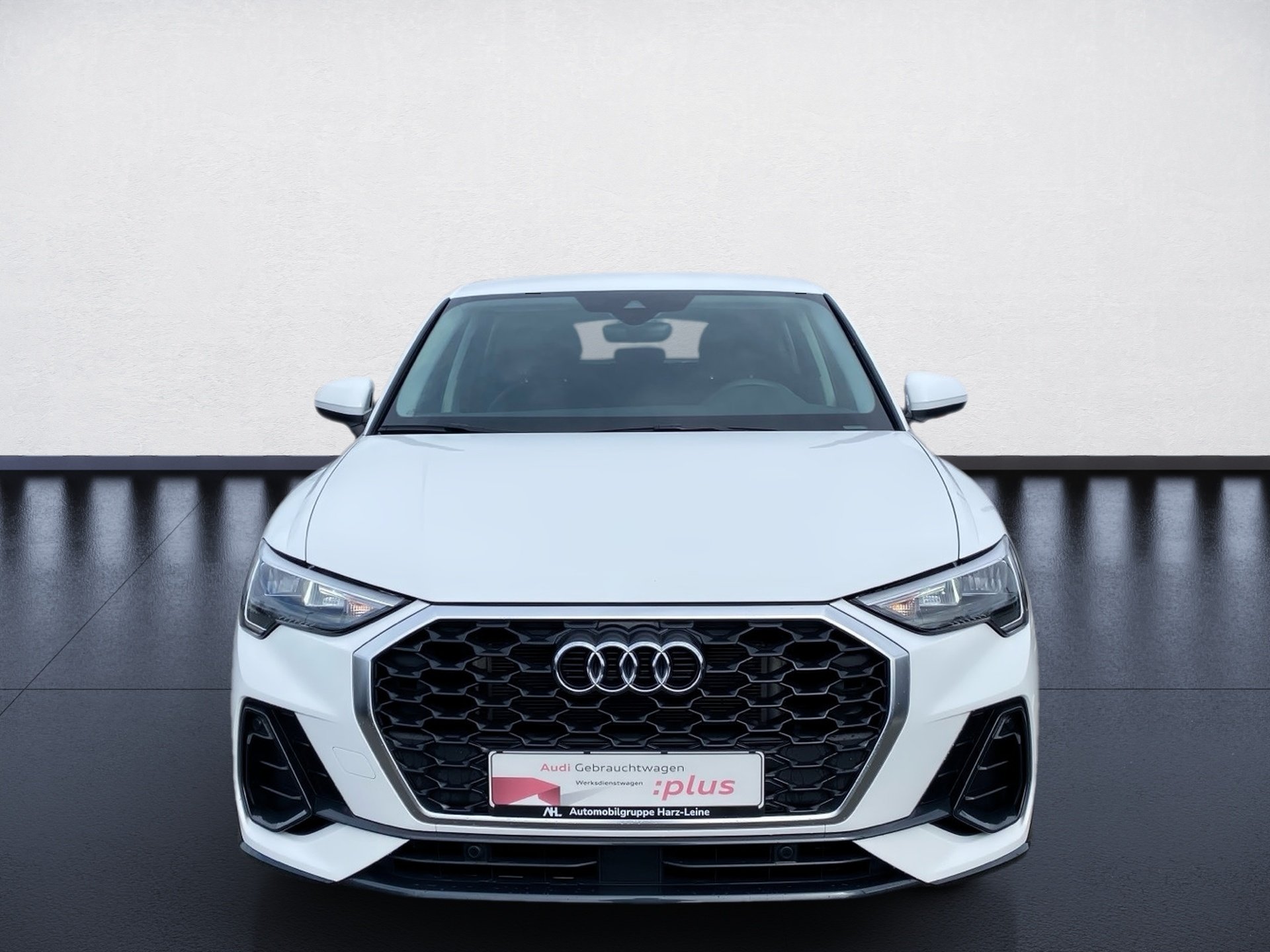 Q3 Sportback TFSI e 45 TFSI e S-tronic LED Navi PDC SHZ