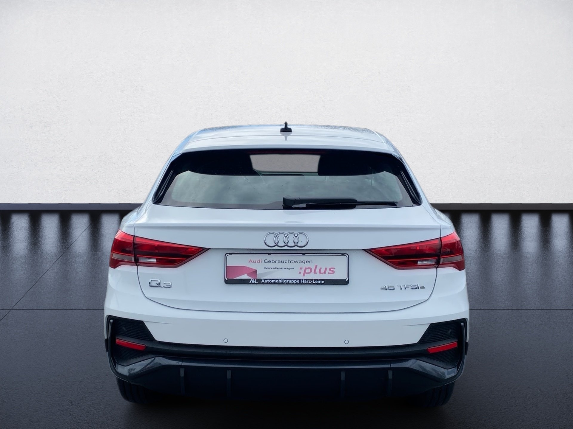 Q3 Sportback TFSI e 45 TFSI e S-tronic LED Navi PDC SHZ