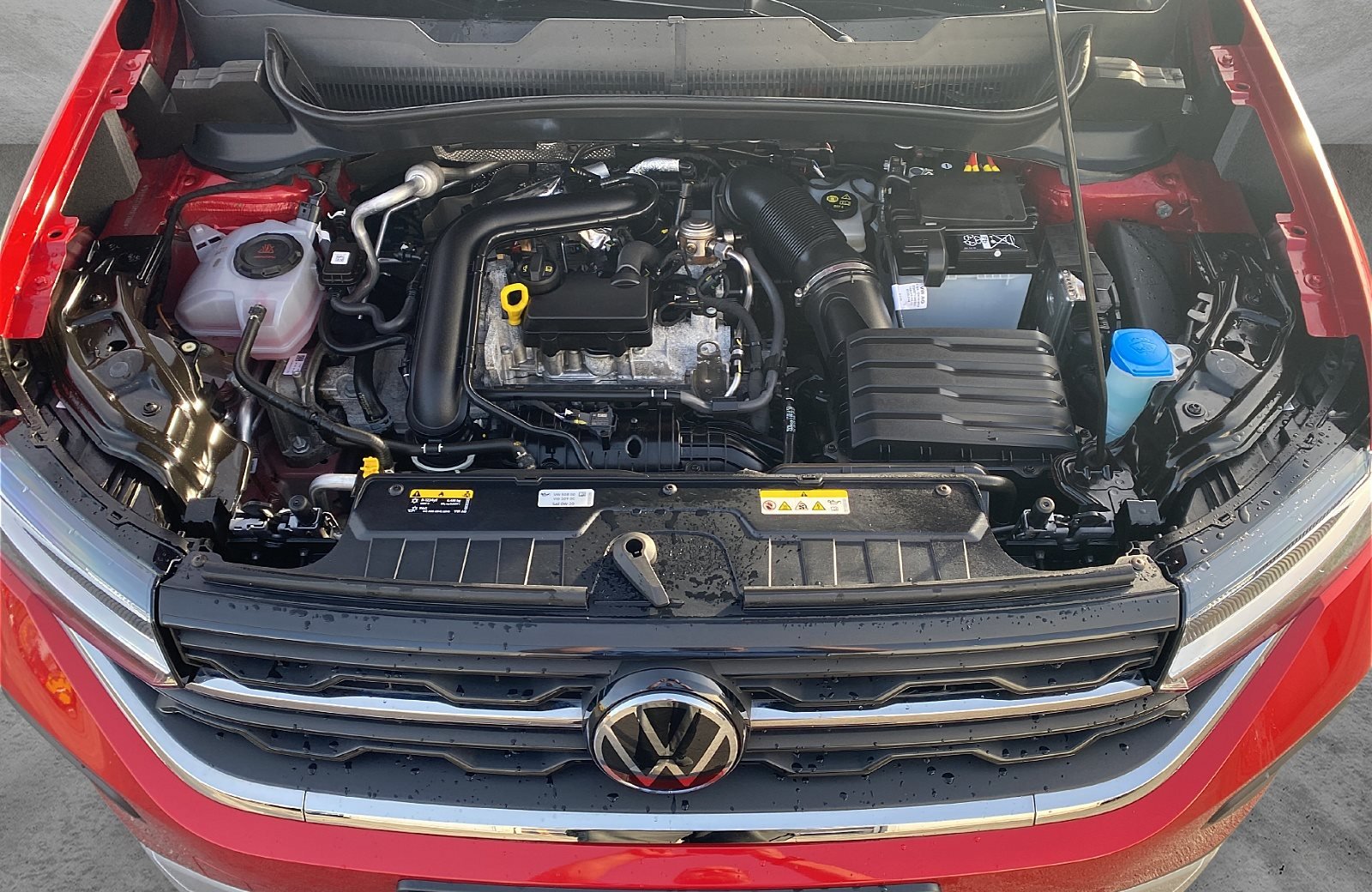 T-Cross 1.0 TSI Life LED PDC SHZ DAB+ 2xKlima LM