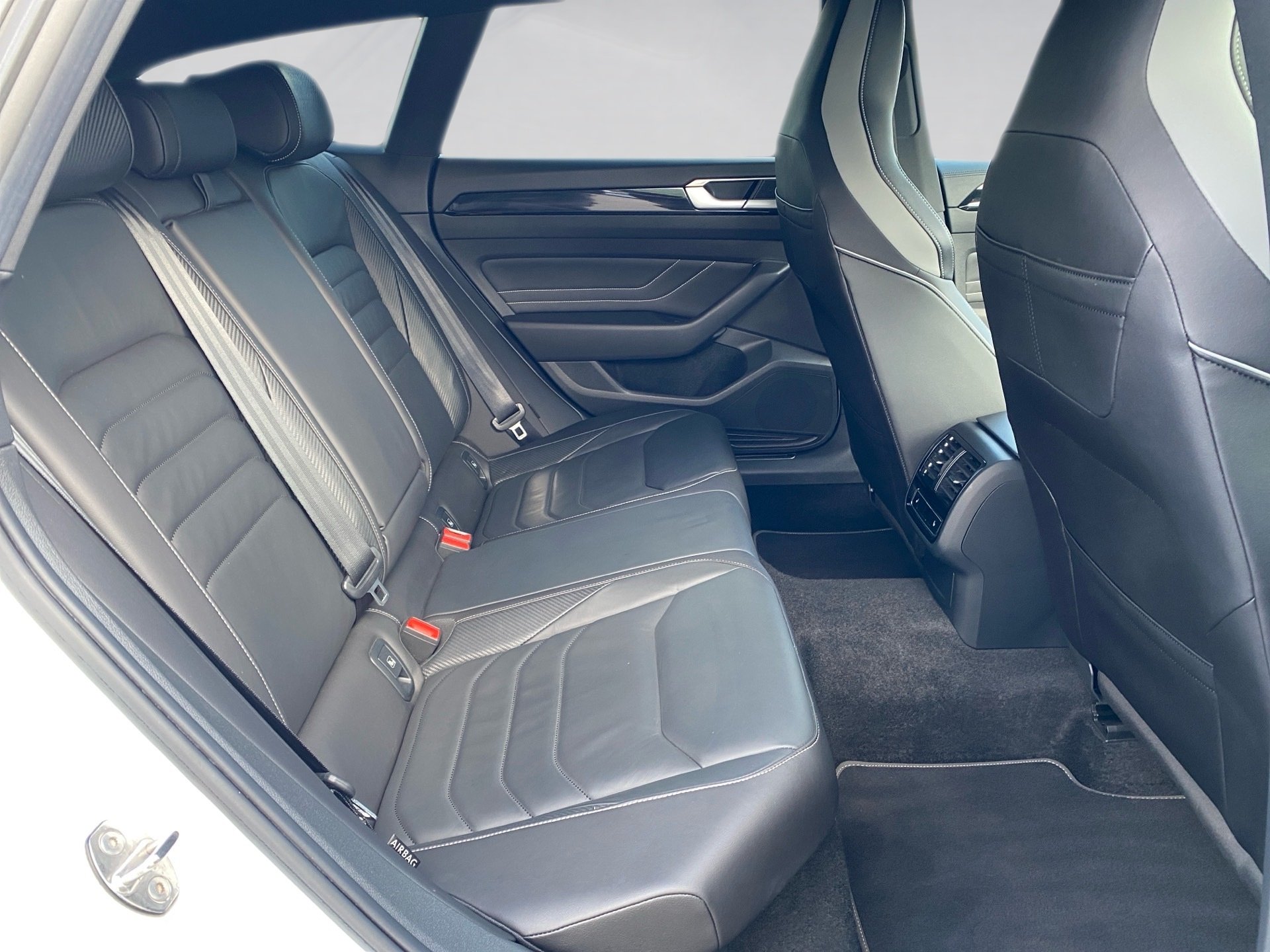 Arteon Shootingbrake 1.4 TSI ehybrid R-Line DSG Matrix Pano Leder