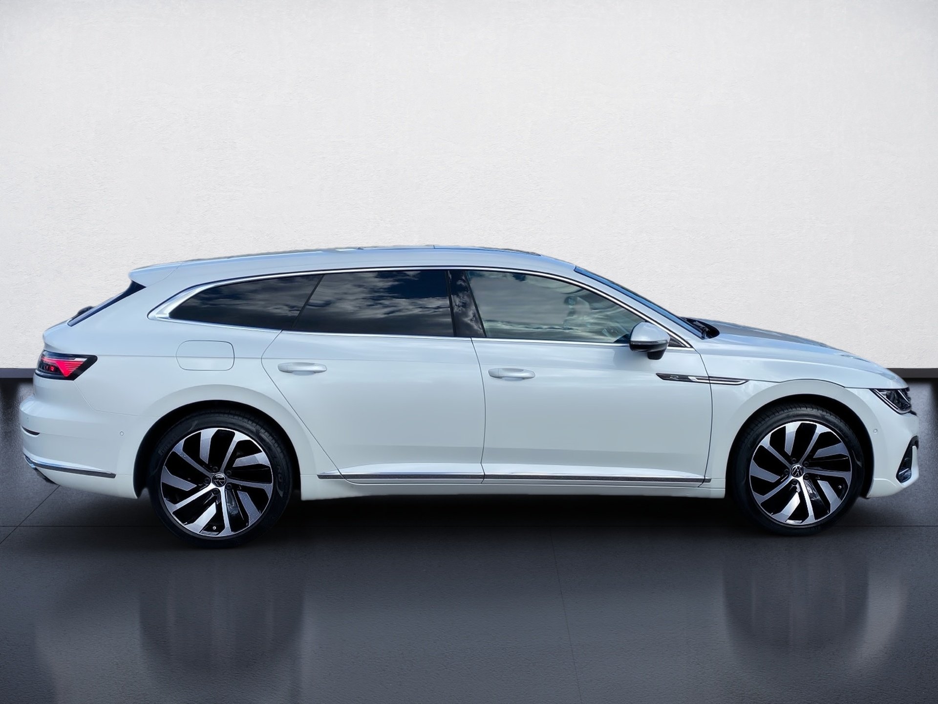 Arteon Shootingbrake 1.4 TSI ehybrid R-Line DSG Matrix Pano Leder