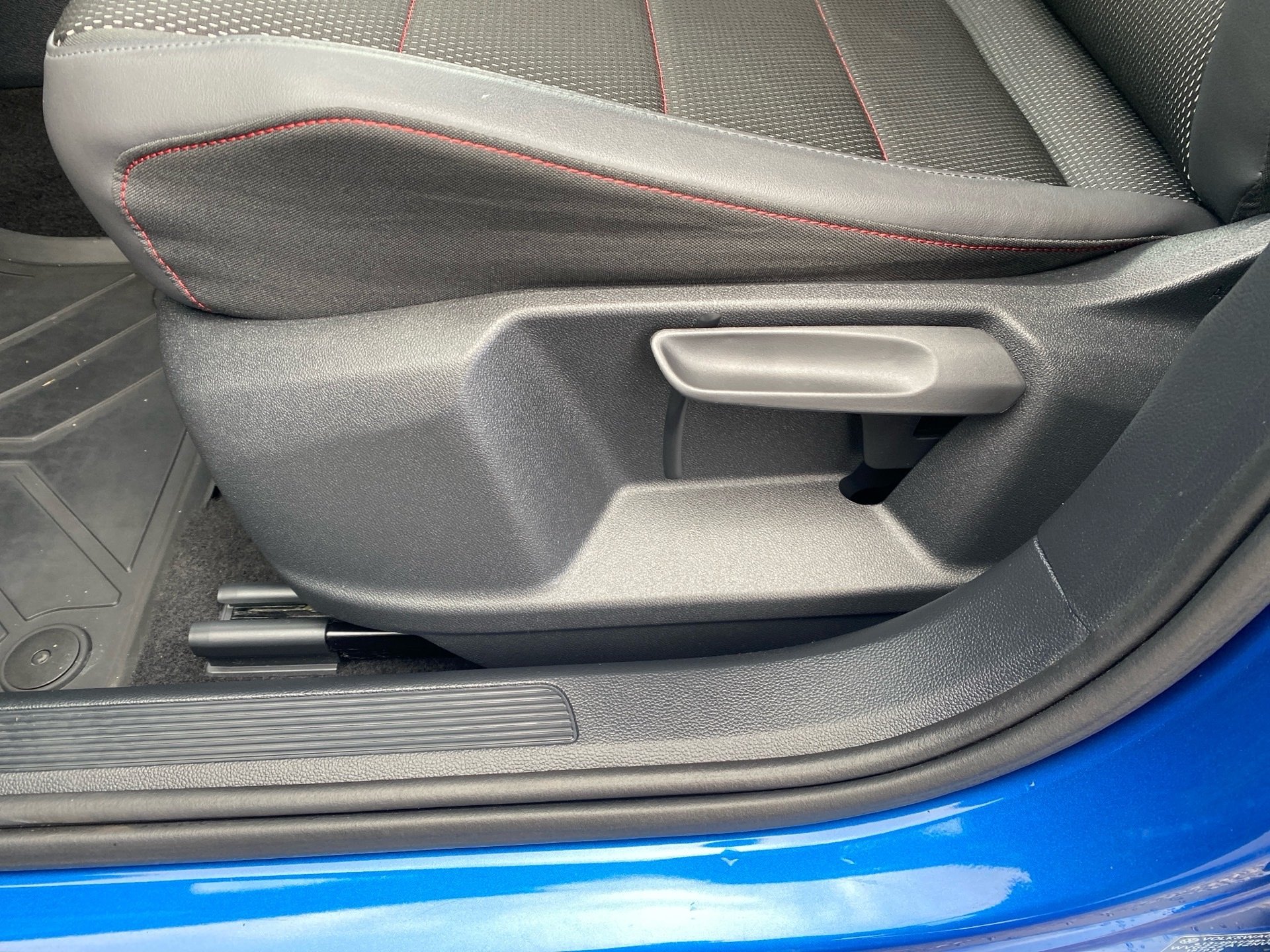 T-Roc 1.5 TSI Sport DSG LED Navi ACC AHK RFK ACC