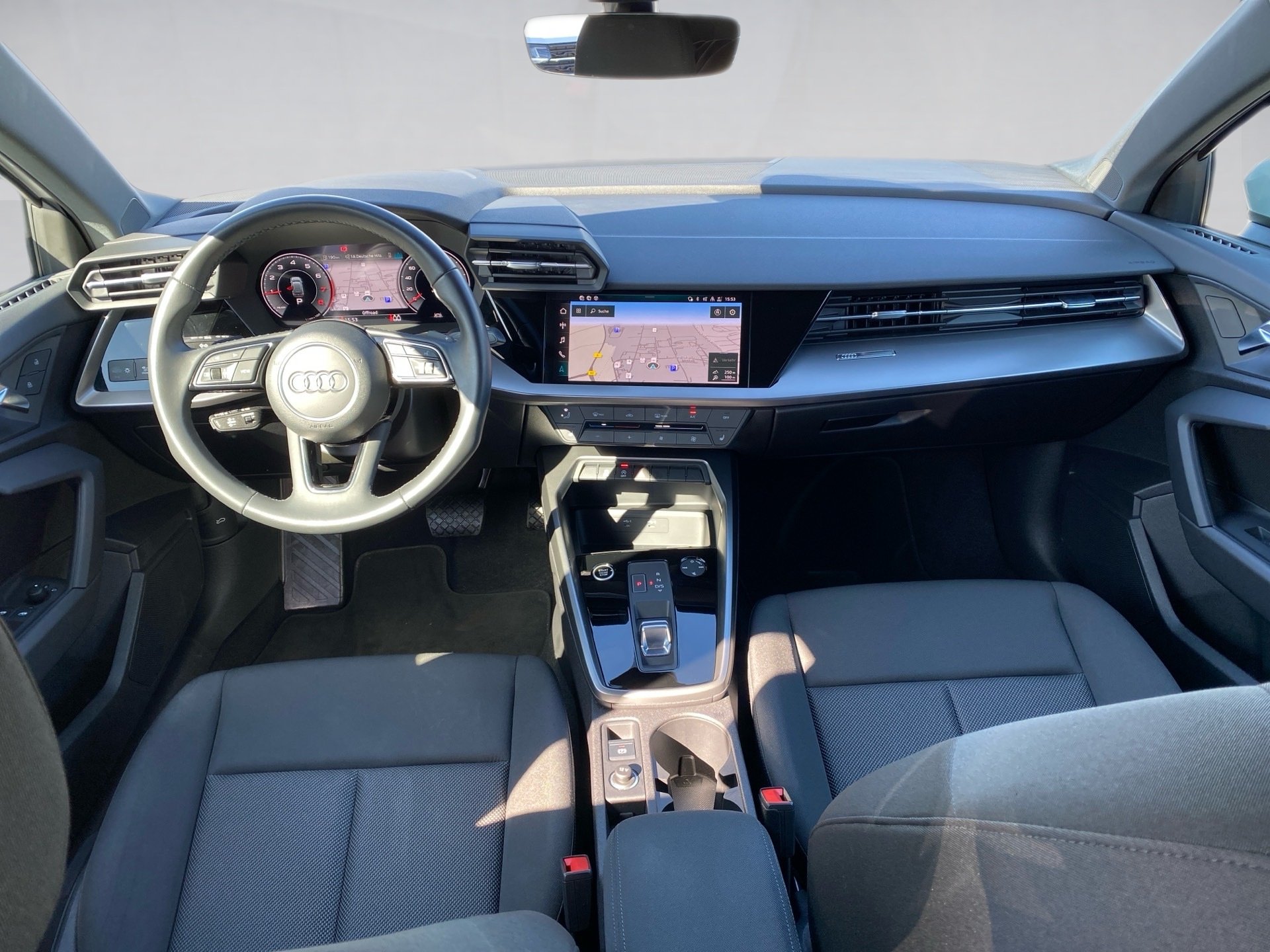 A3 Sportback 30 TFSI advanced S-tronic LED Navi Optik schwarz