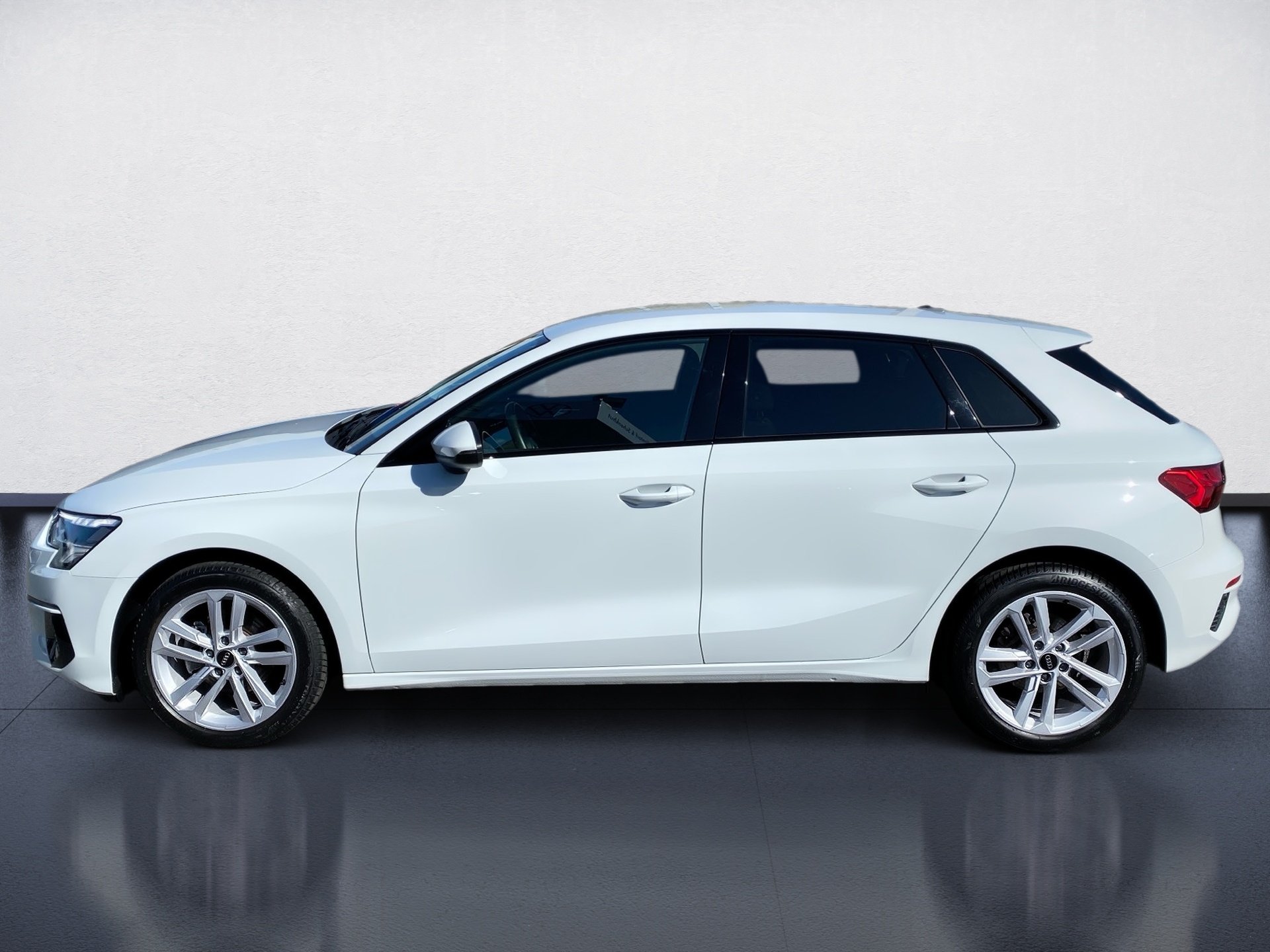 A3 Sportback 30 TFSI advanced S-tronic LED Navi Optik schwarz