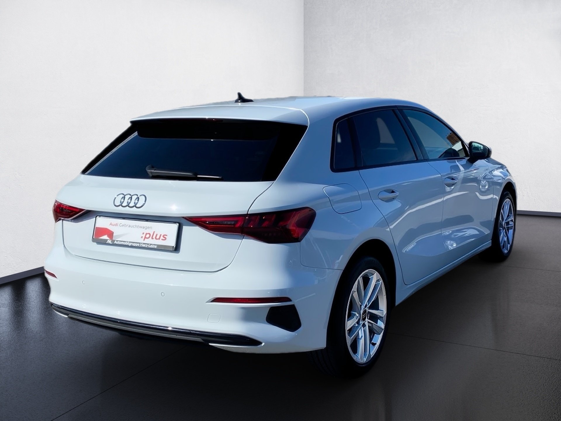 A3 Sportback 30 TFSI advanced S-tronic LED Navi Optik schwarz