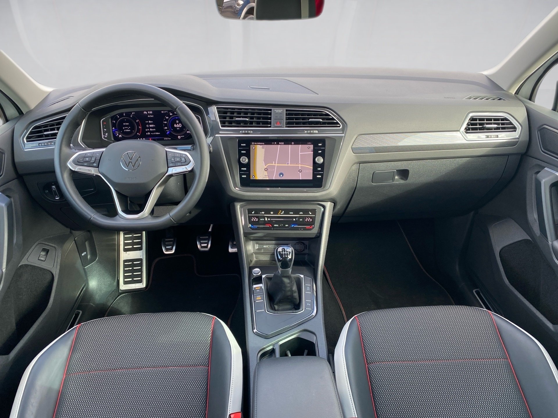 Tiguan 1.5 TSI Urban Sport LED Navi ACC AHK ACC