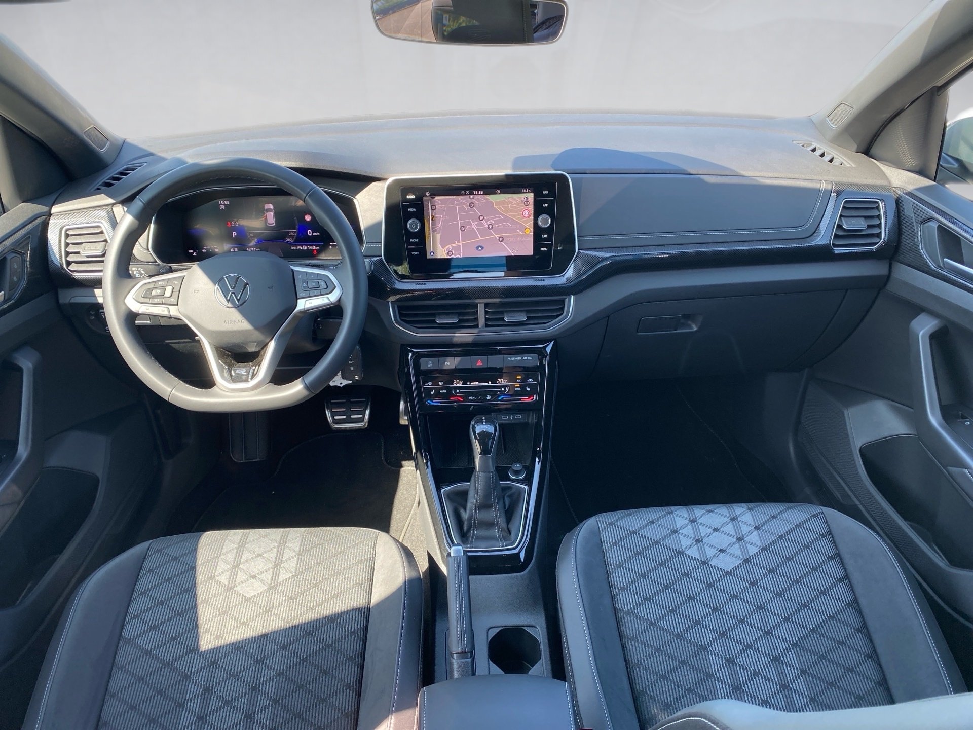 T-Cross 1.0 TSI R-Line DSG Matrix Navi ACC RFK App-Connect