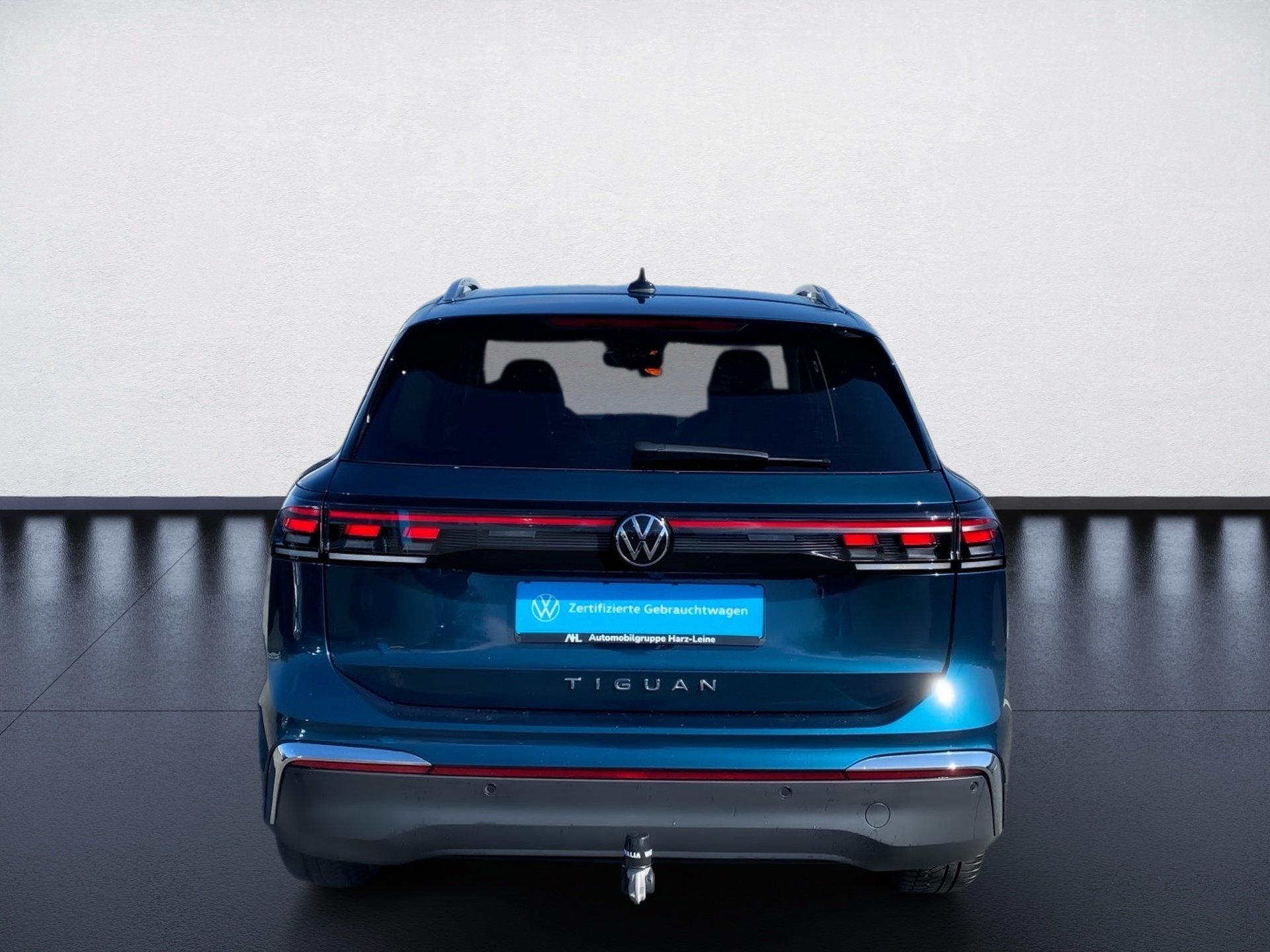 Tiguan 2.0 TDI Elegance DSG HD-Matrix AHK HuD Navi ACC Massage