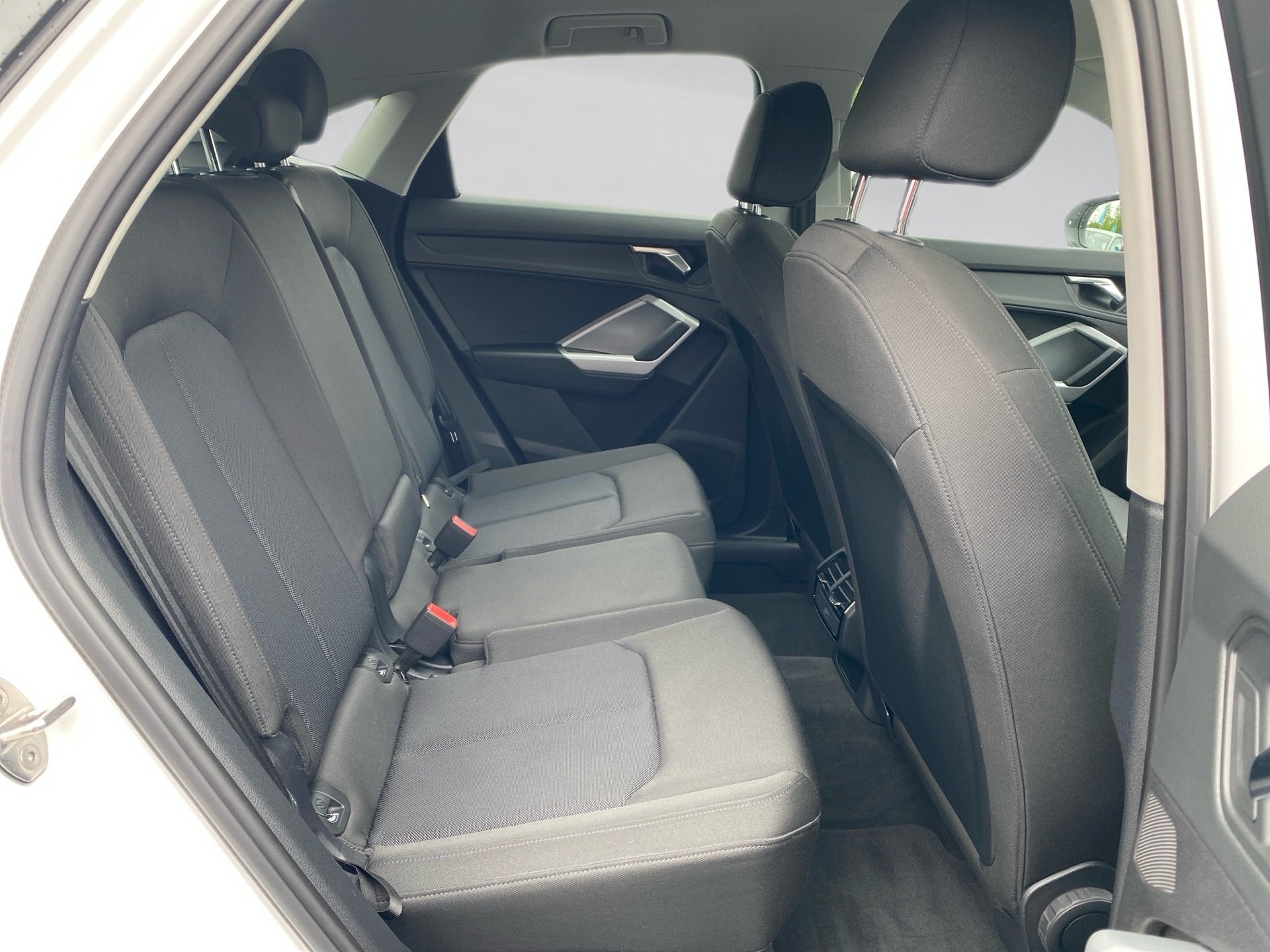 Q3 Sportback 35 TFSI S-tronic LED Navi RFK PDC