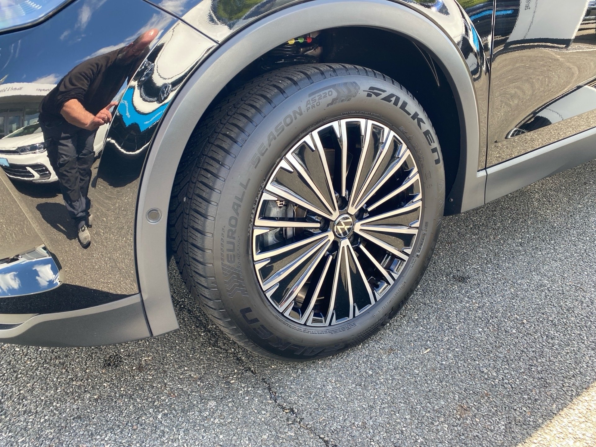 Tiguan 2.0 TDI Goal DSG AHK Navi LED+ ACC AreaView