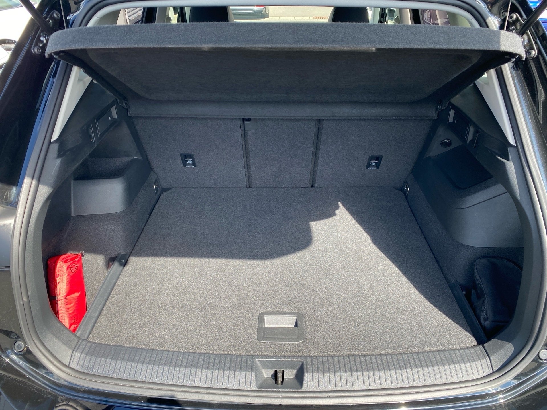 Tiguan 2.0 TDI Goal DSG AHK Navi LED+ ACC AreaView