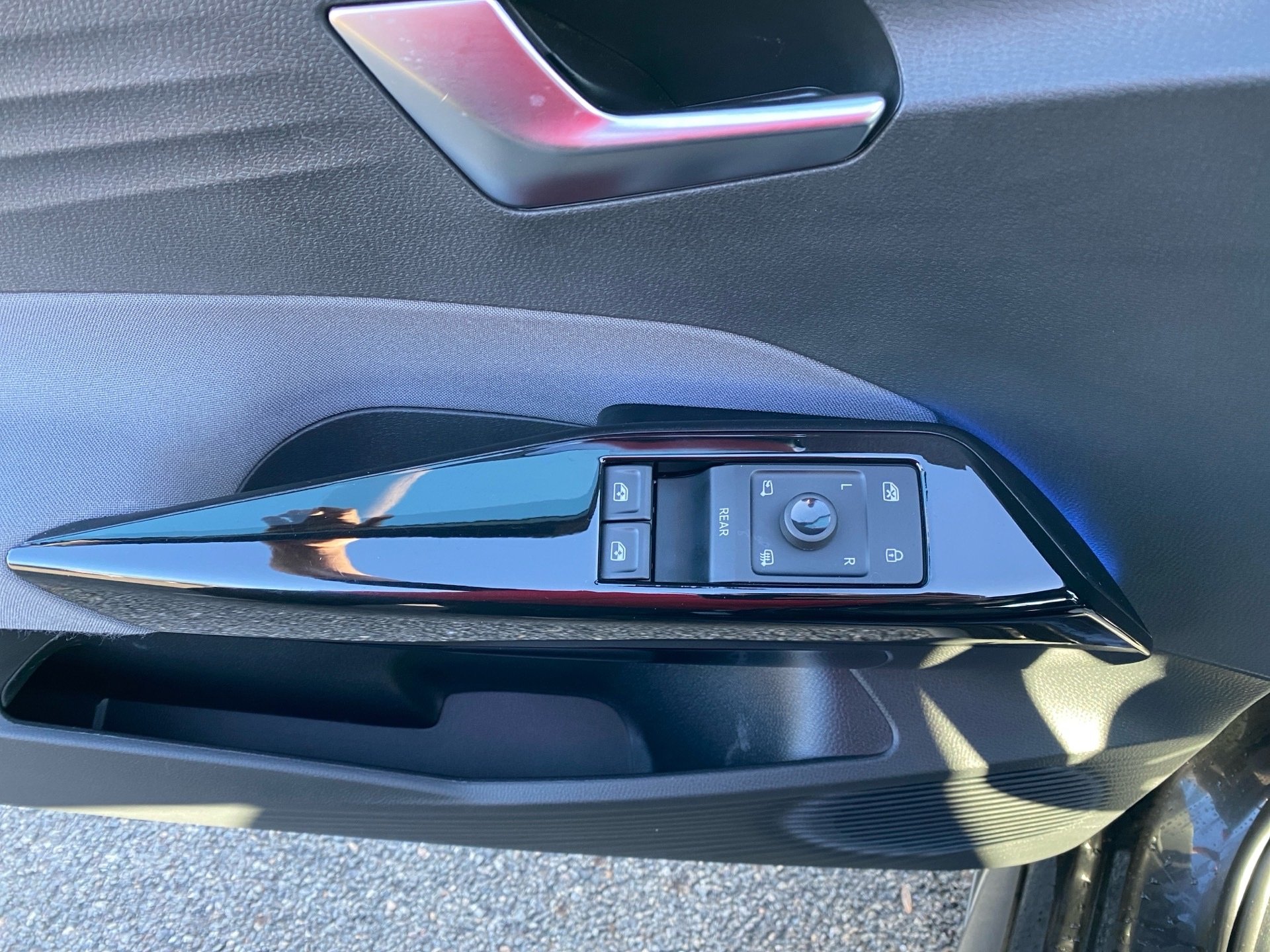 ID.3 Pro Pro LED Navi PDC SHZ AHK AUT KlimaA LED