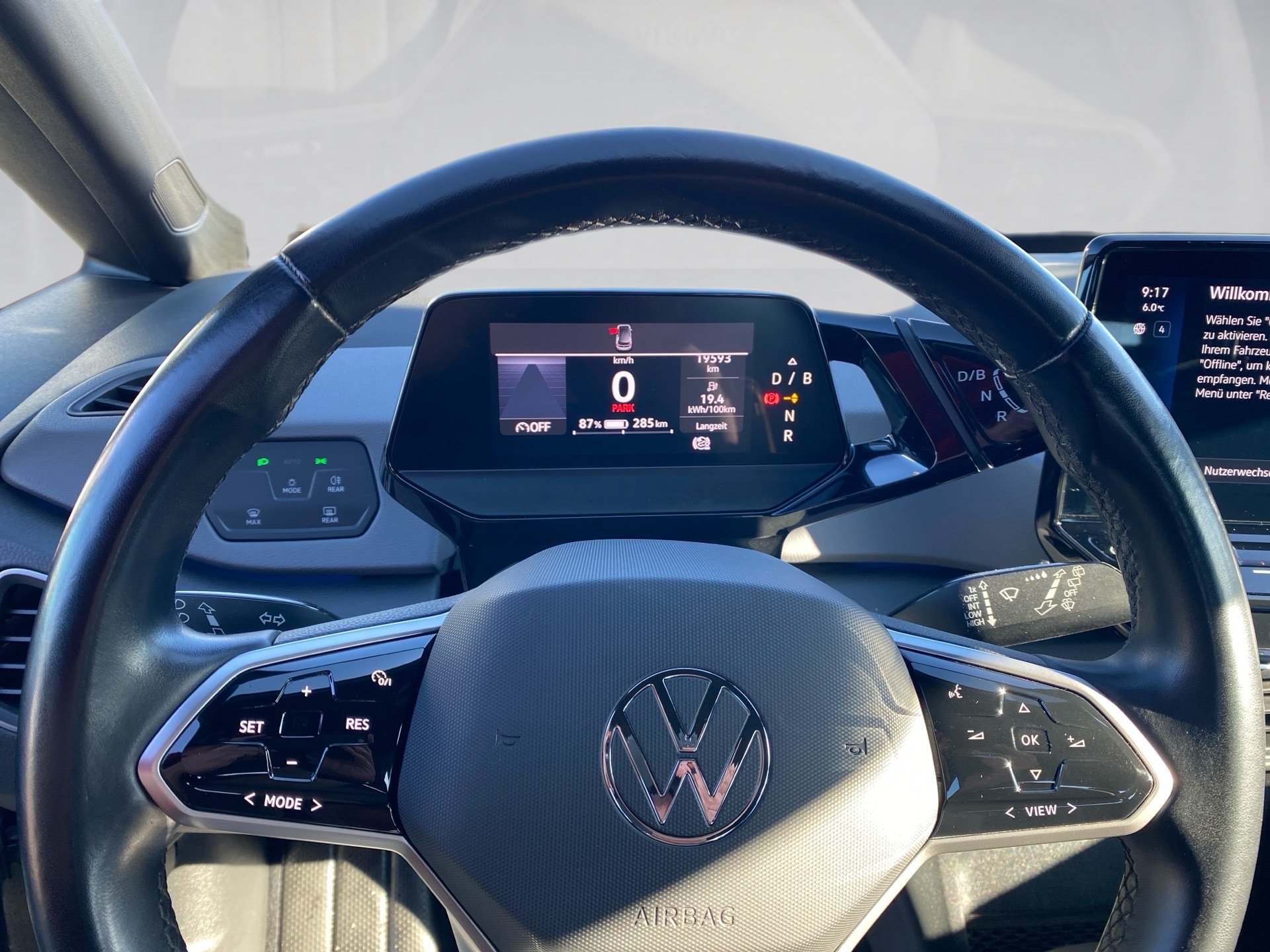 ID.3 Pro Pro LED Navi PDC SHZ AHK AUT KlimaA LED