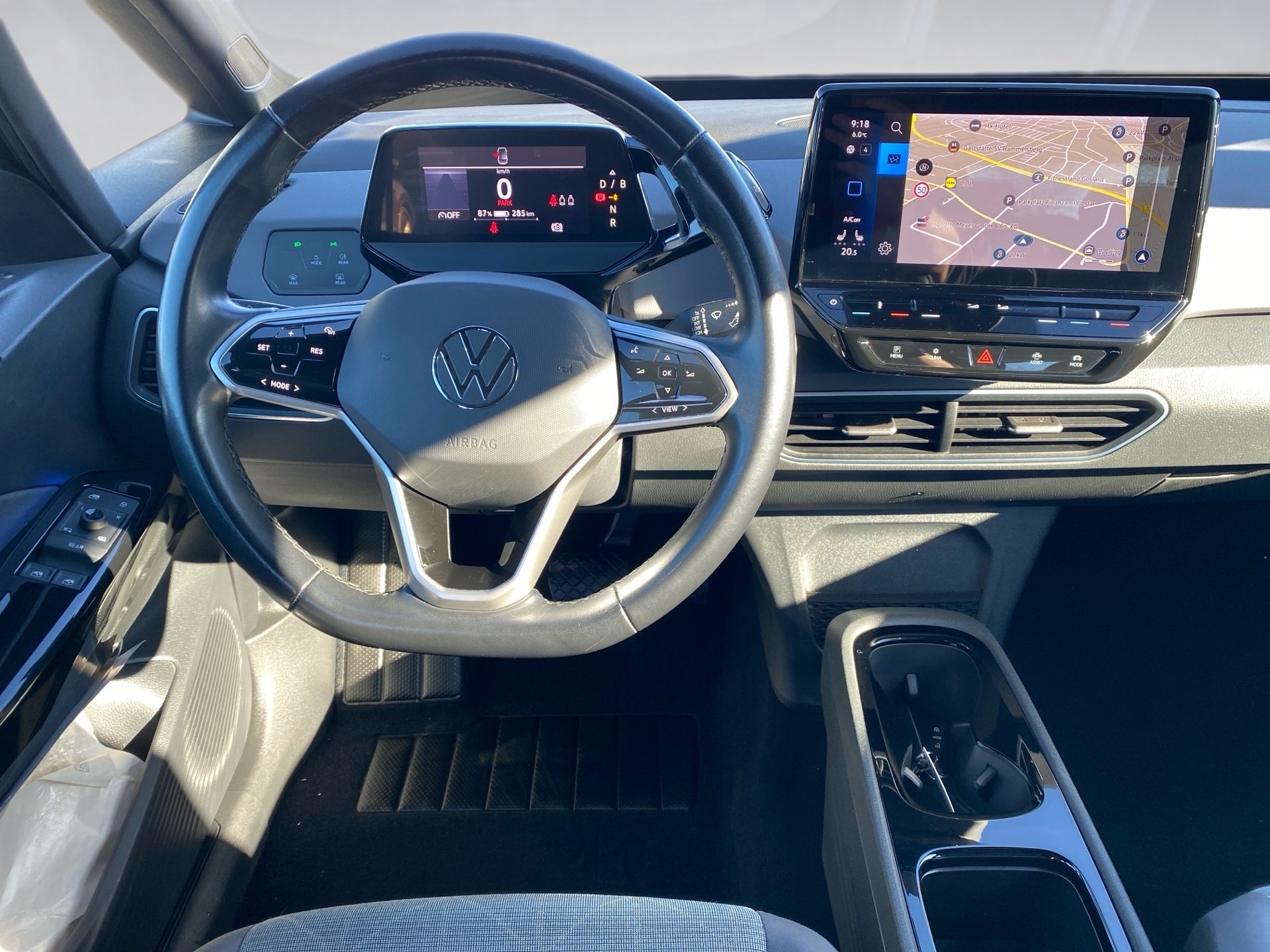 ID.3 Pro Pro LED Navi PDC SHZ AHK AUT KlimaA LED