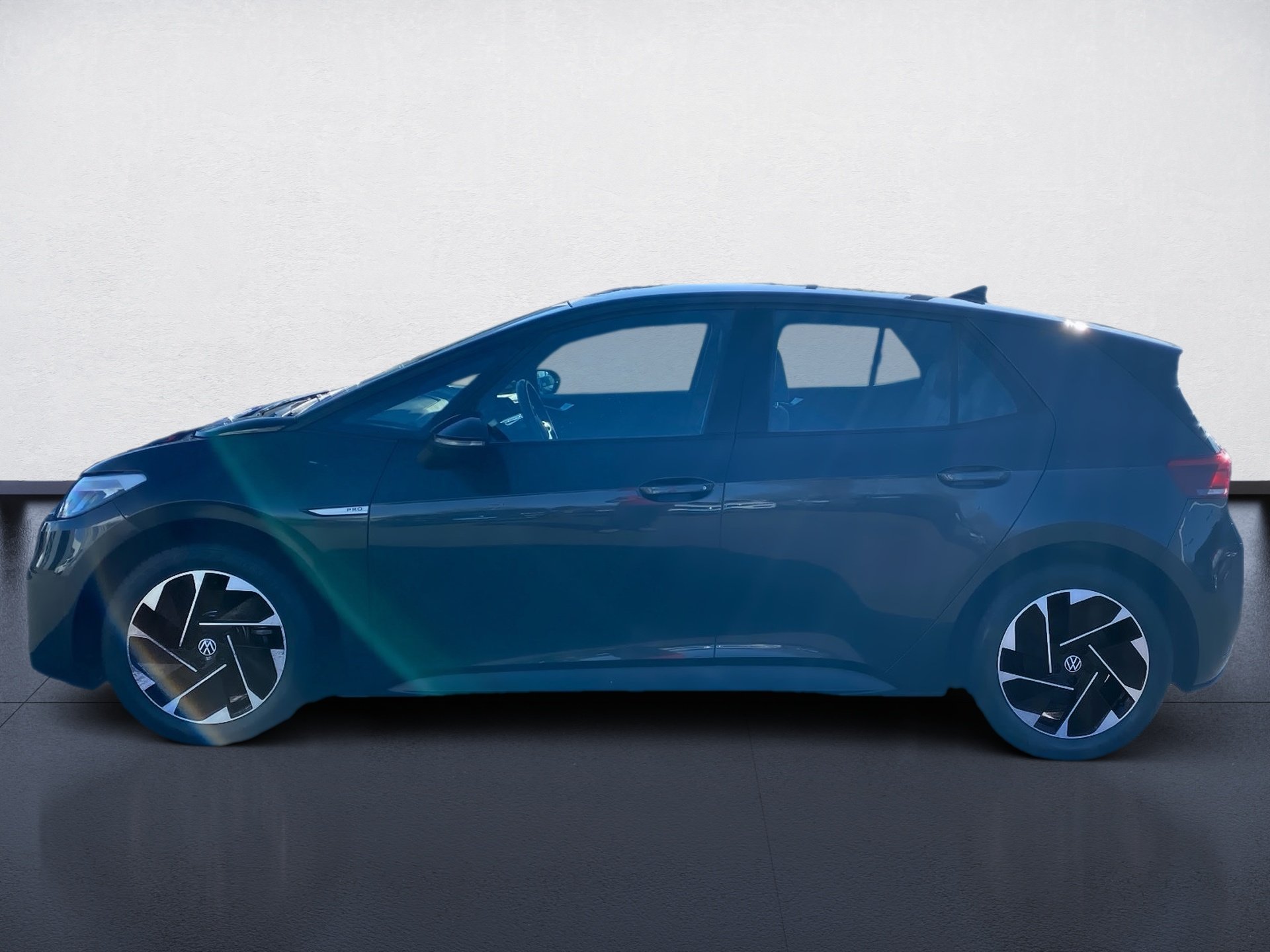 ID.3 Pro Pro LED Navi PDC SHZ AHK AUT KlimaA LED