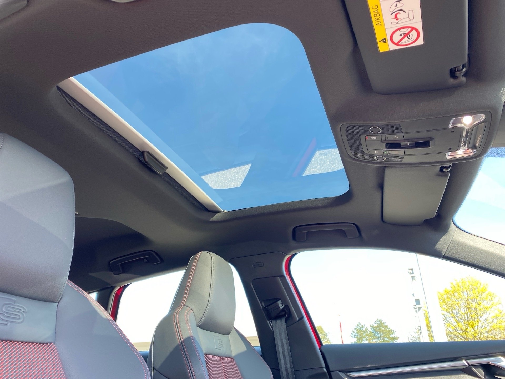 S3 Sportback 2.0 TFSI quattro S-tronic LED Navi HuD Pano