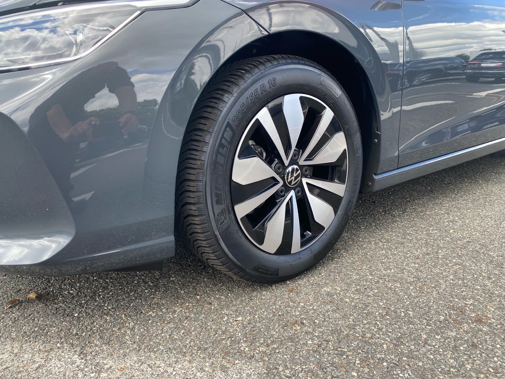 Golf 1.5 eTSI Goal DSG AHK Matrix Navi ACC RFK
