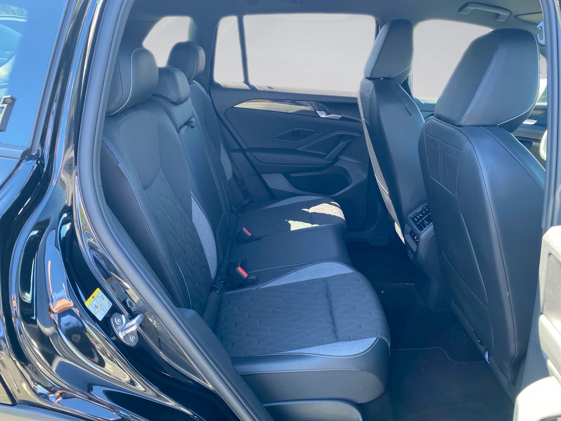 Tiguan 2.0 TDI Goal DSG AHK HD-Matrix HuD Navi ACC AreaView