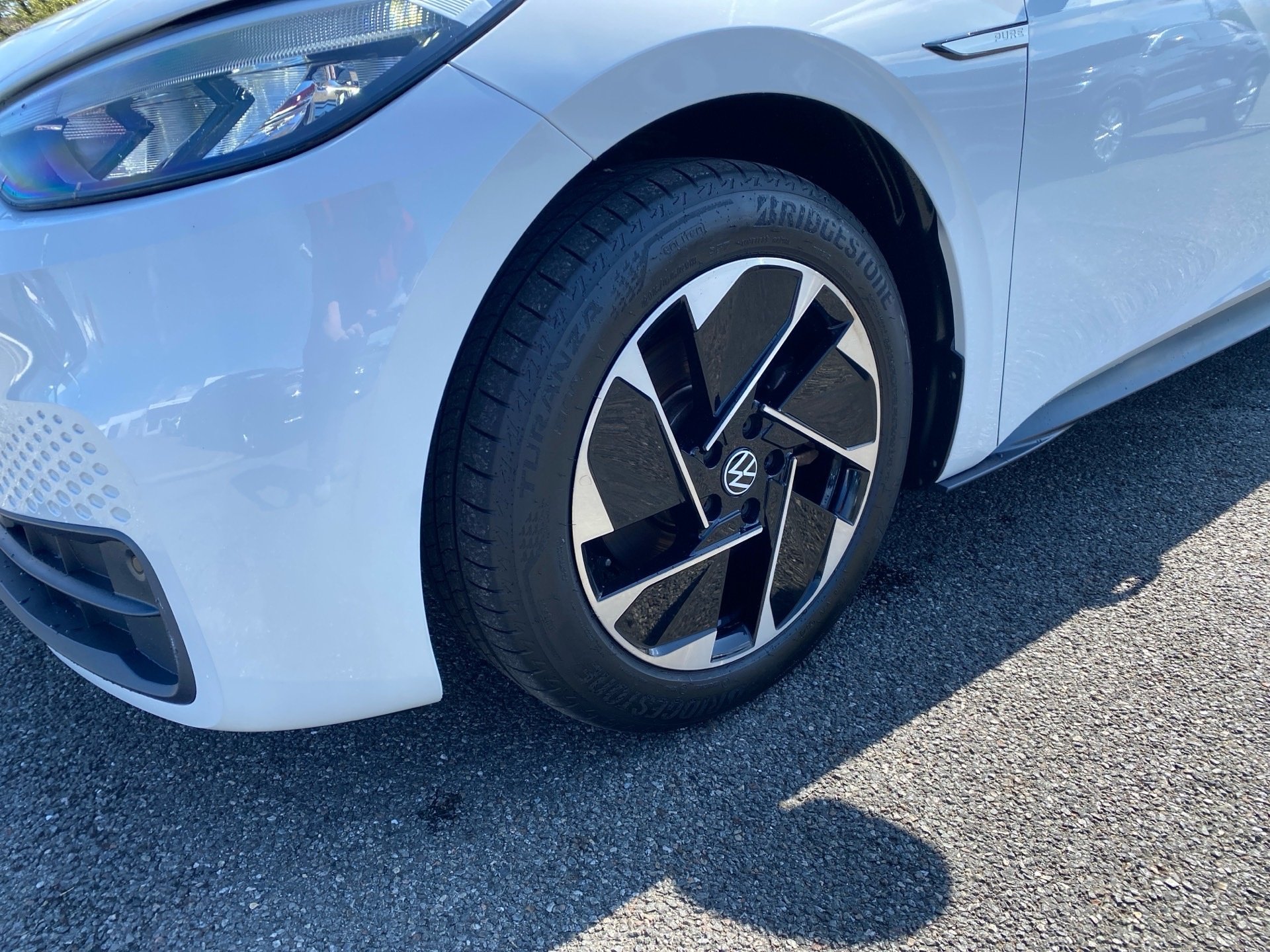 ID.3 Pure Performance City LED Navi SHZ ACC AHK