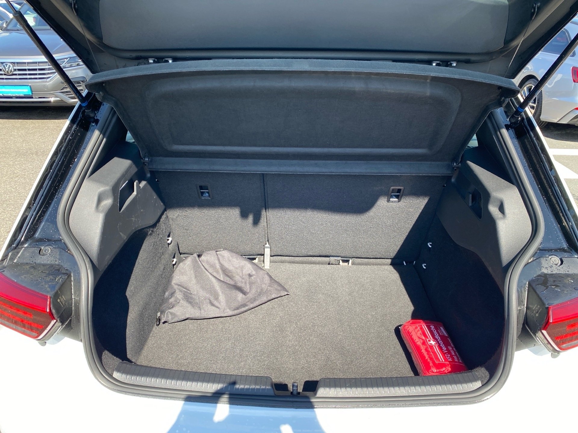 ID.3 Pure Performance City LED Navi SHZ ACC AHK