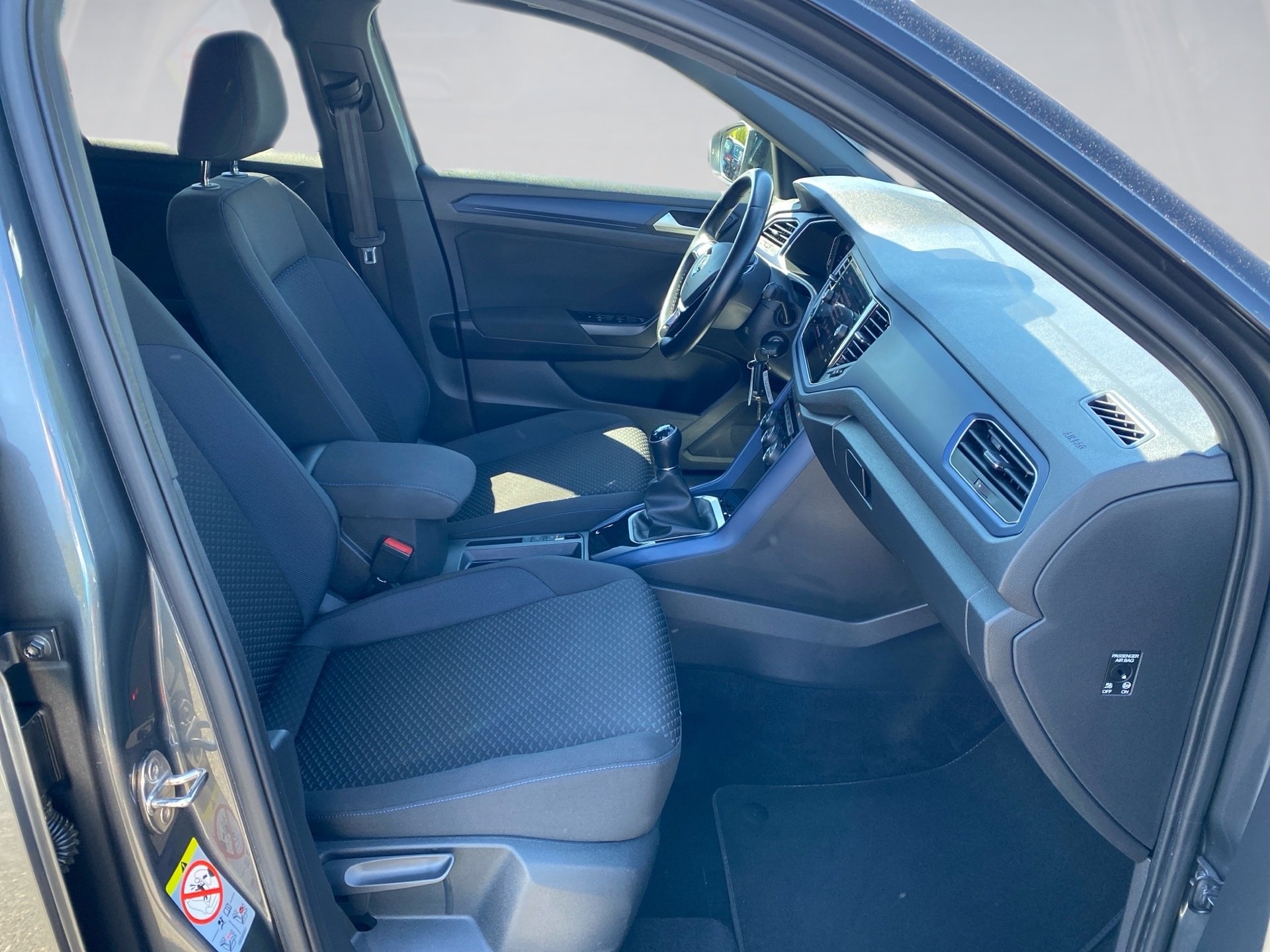 T-Roc 1.5 TSI Style Navi AHK PDC 2xKlima AHK LM