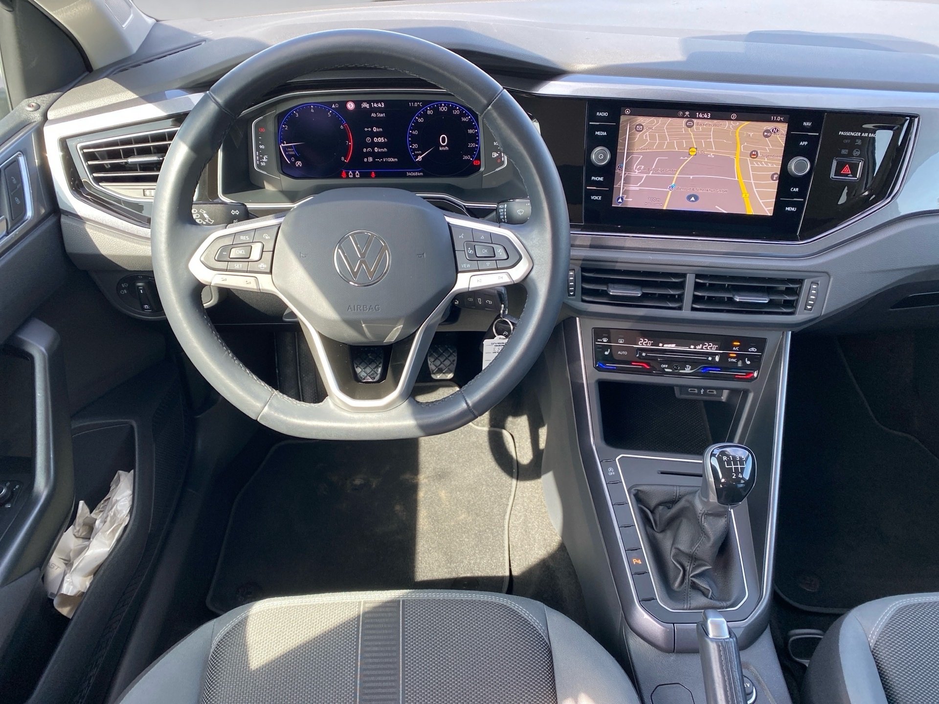 Polo 1.0 TSI Style Matrix Navi PDC SHZ 2xKlima